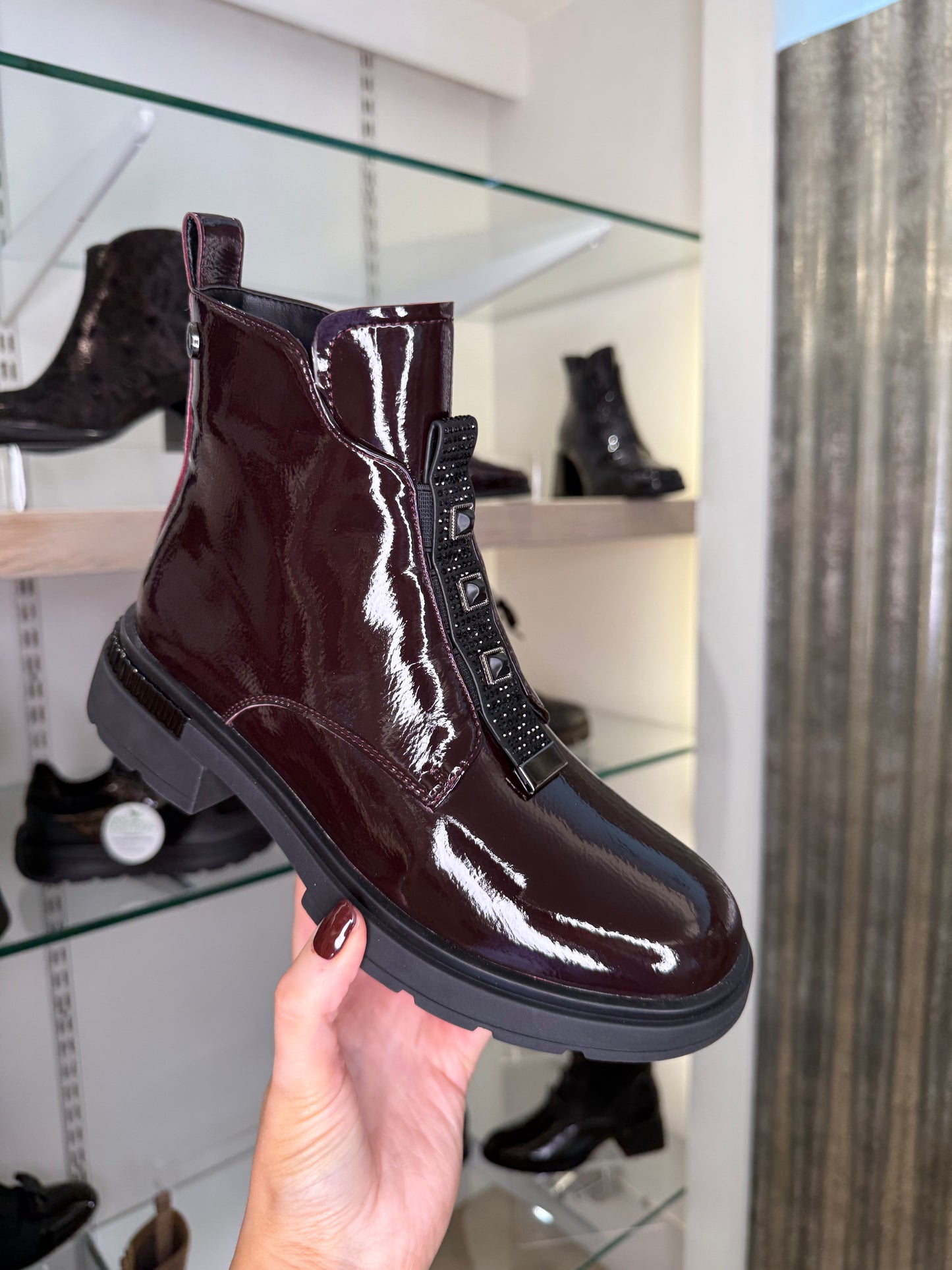 Loretta Vitale - Rich Bordo Flexy Patent Biker Style Boot