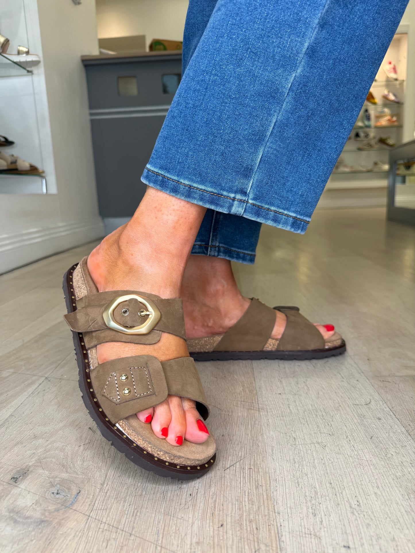 Yokono -Mocha Suede 2 Strap Slider
