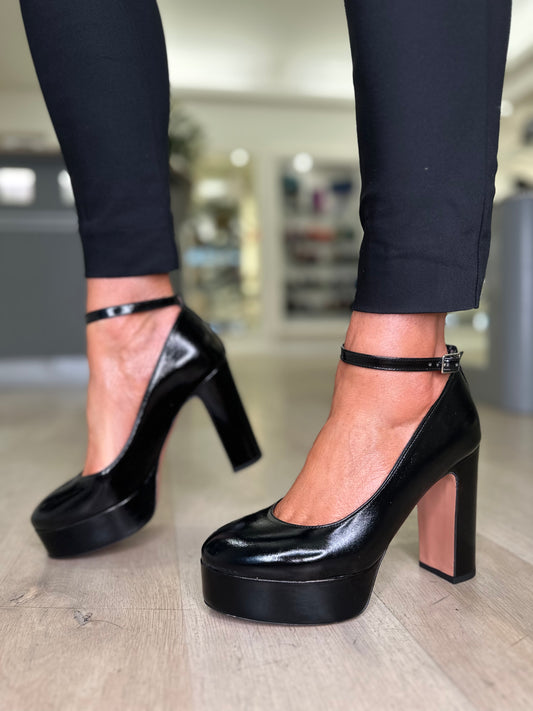 Oxitaly - Masha High Shine Black Leather Block Heel Platform Shoe With Ankle Strap