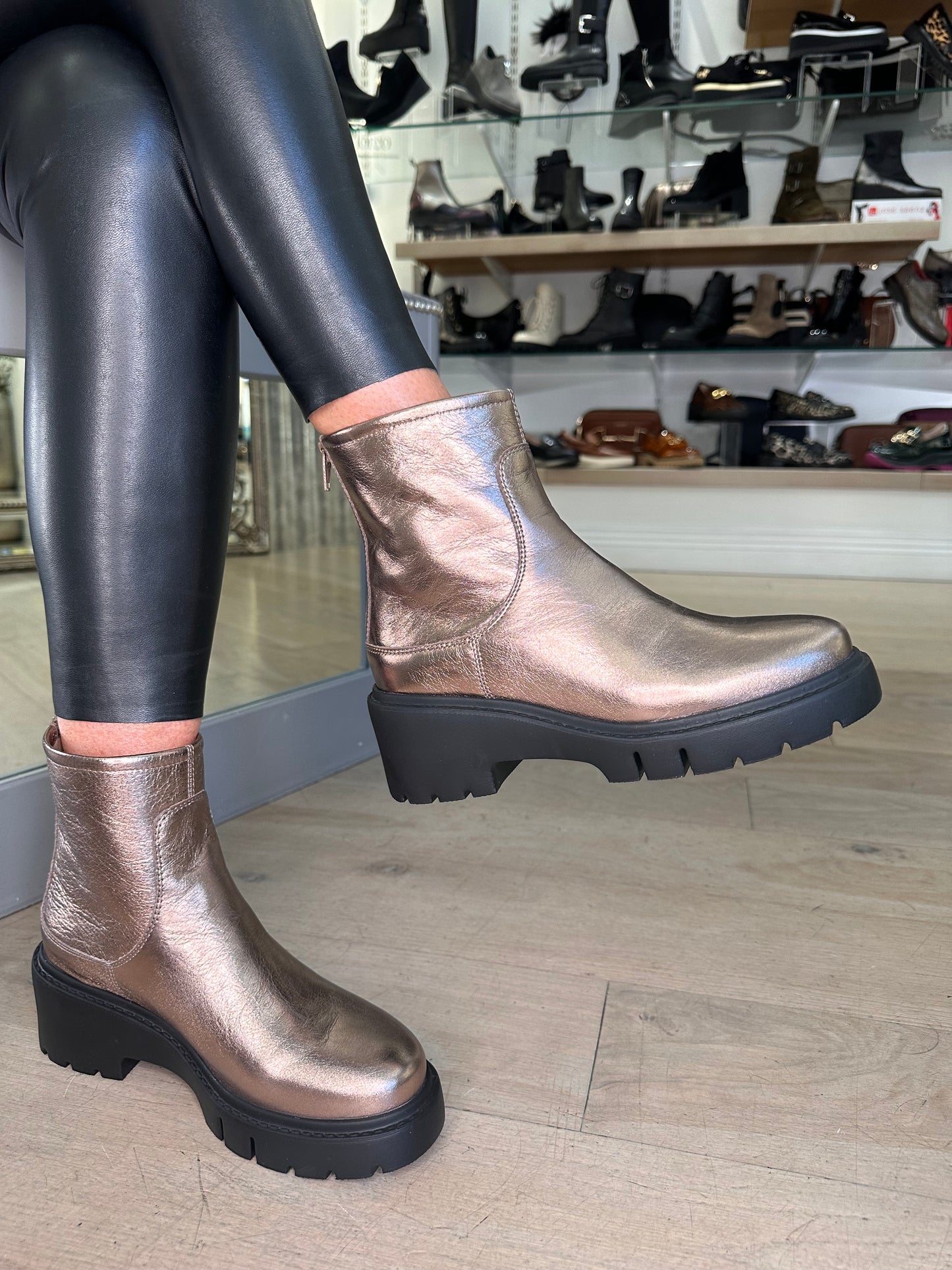 Unisa -  Jorge Metallic Rose Gold Chunky Boot