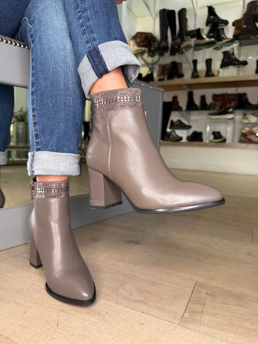 Loretta Vitale -  Taupe Leather Block Heel Pointy Toe Boot With Stone Trim