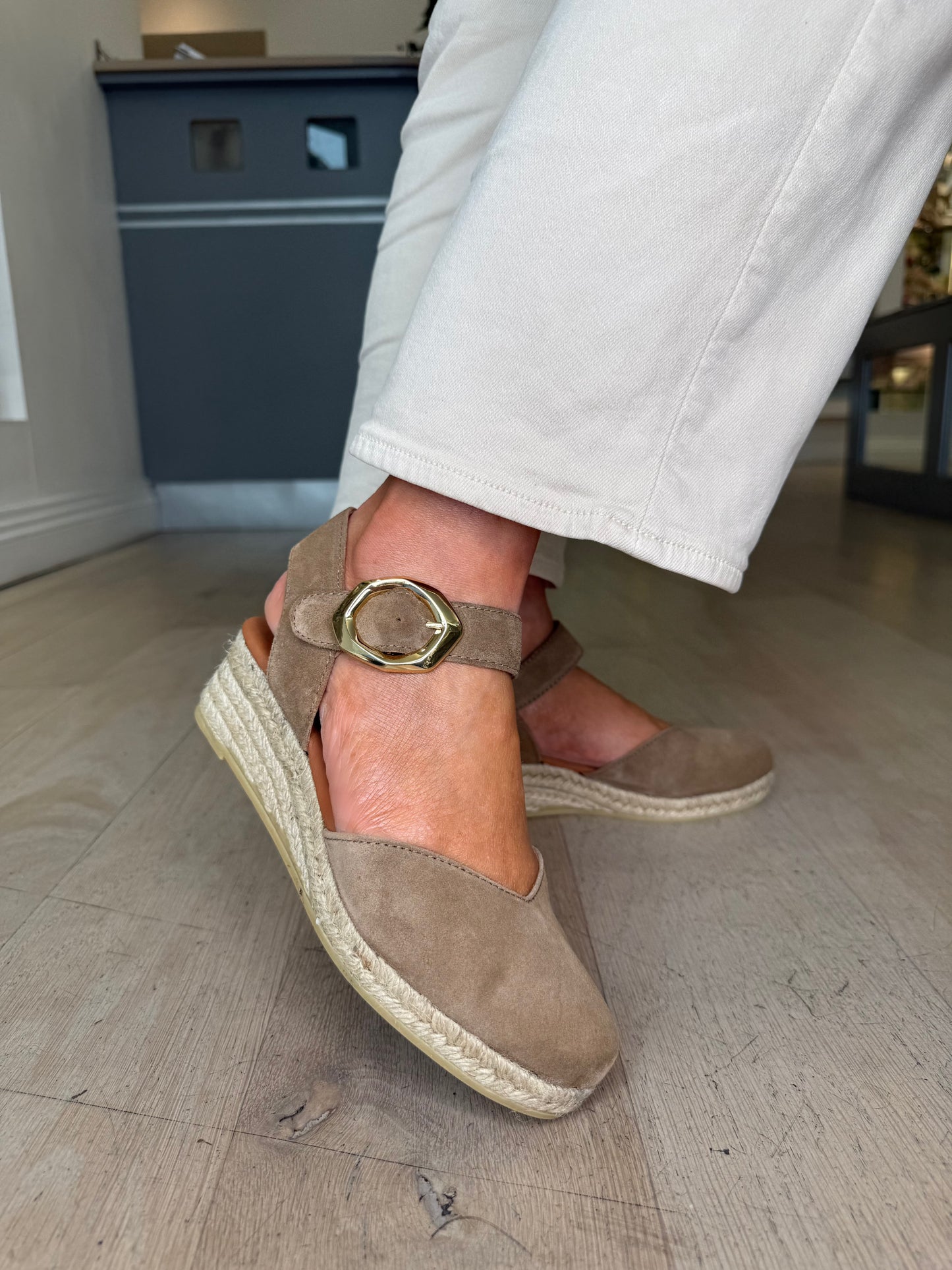 Viguera - Whiskey Suede Espadrille Wedge