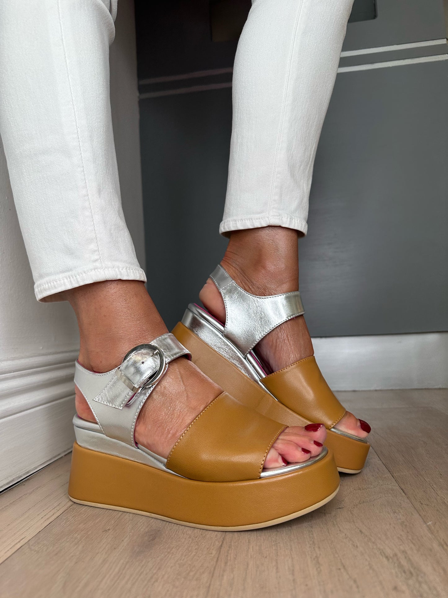 Marco Moreo - Tan/Silver Wedge Sandal