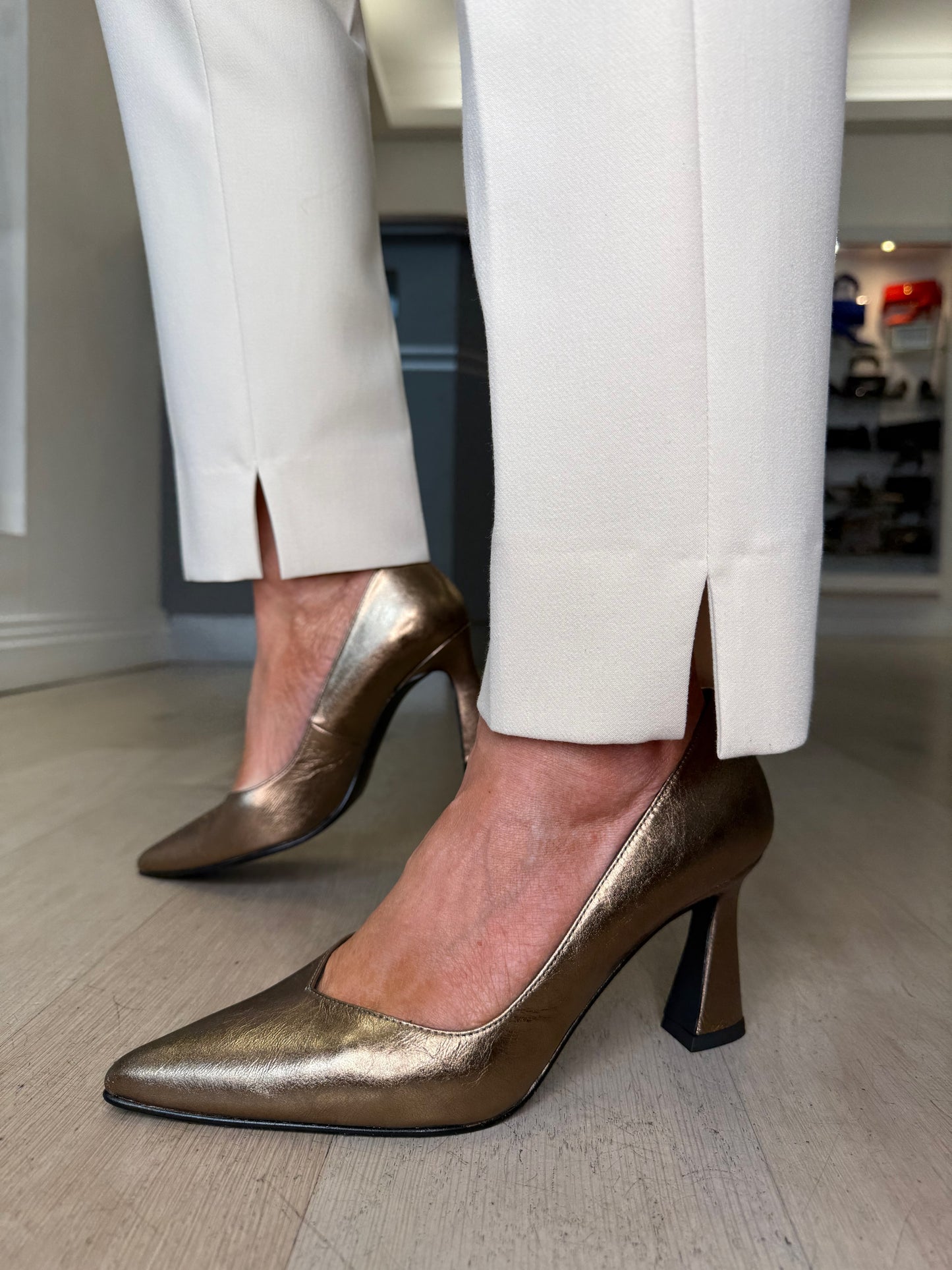 Lodi - Soft Bronze Pointy Toe Court Shoes