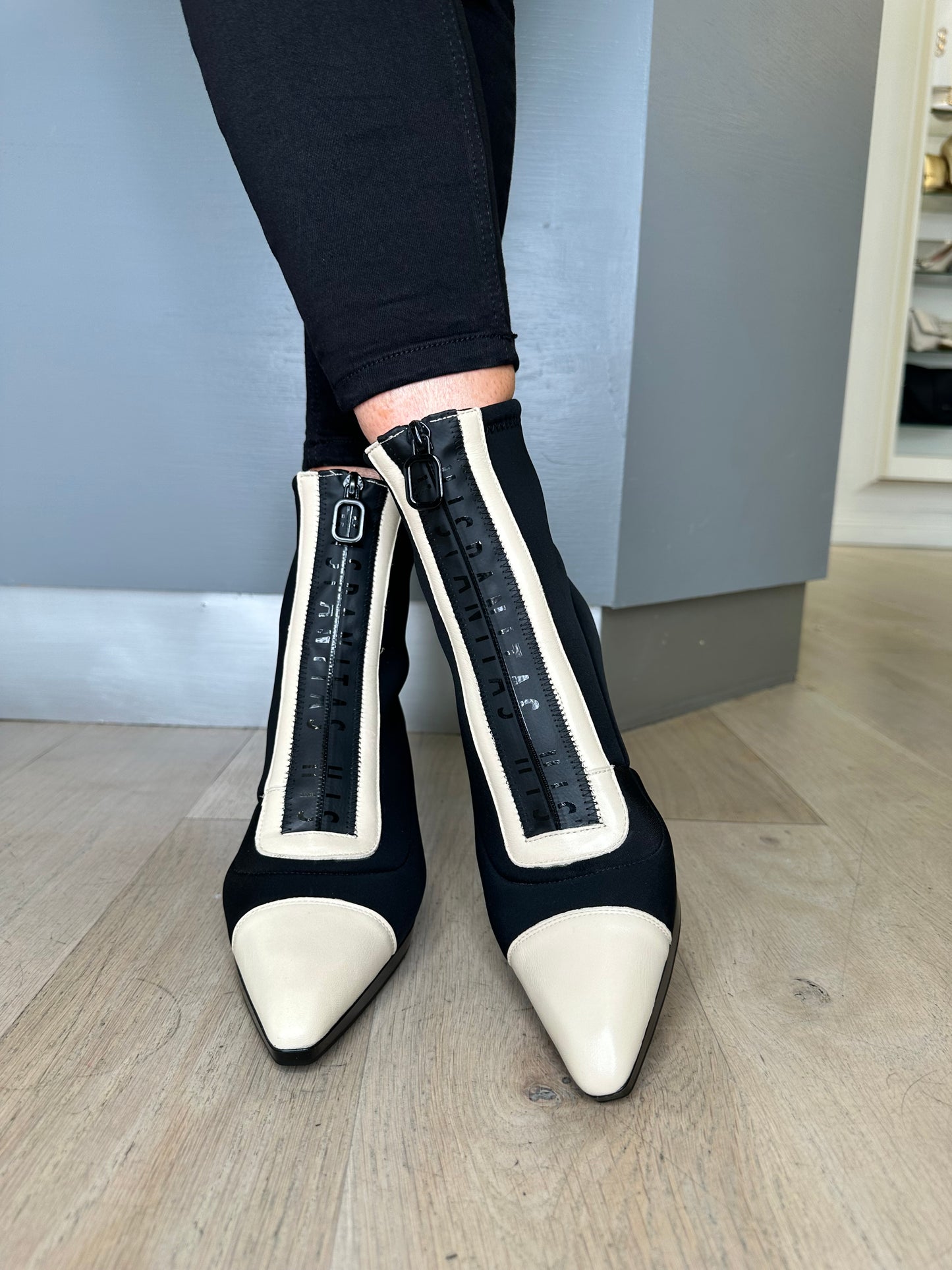 Hispanitas - Black Fabric Boot With Cream Leather Trim