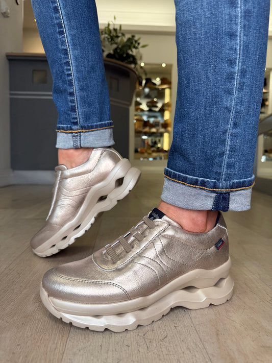 Callaghan - Soft Gold Pull On Chunky Trainer