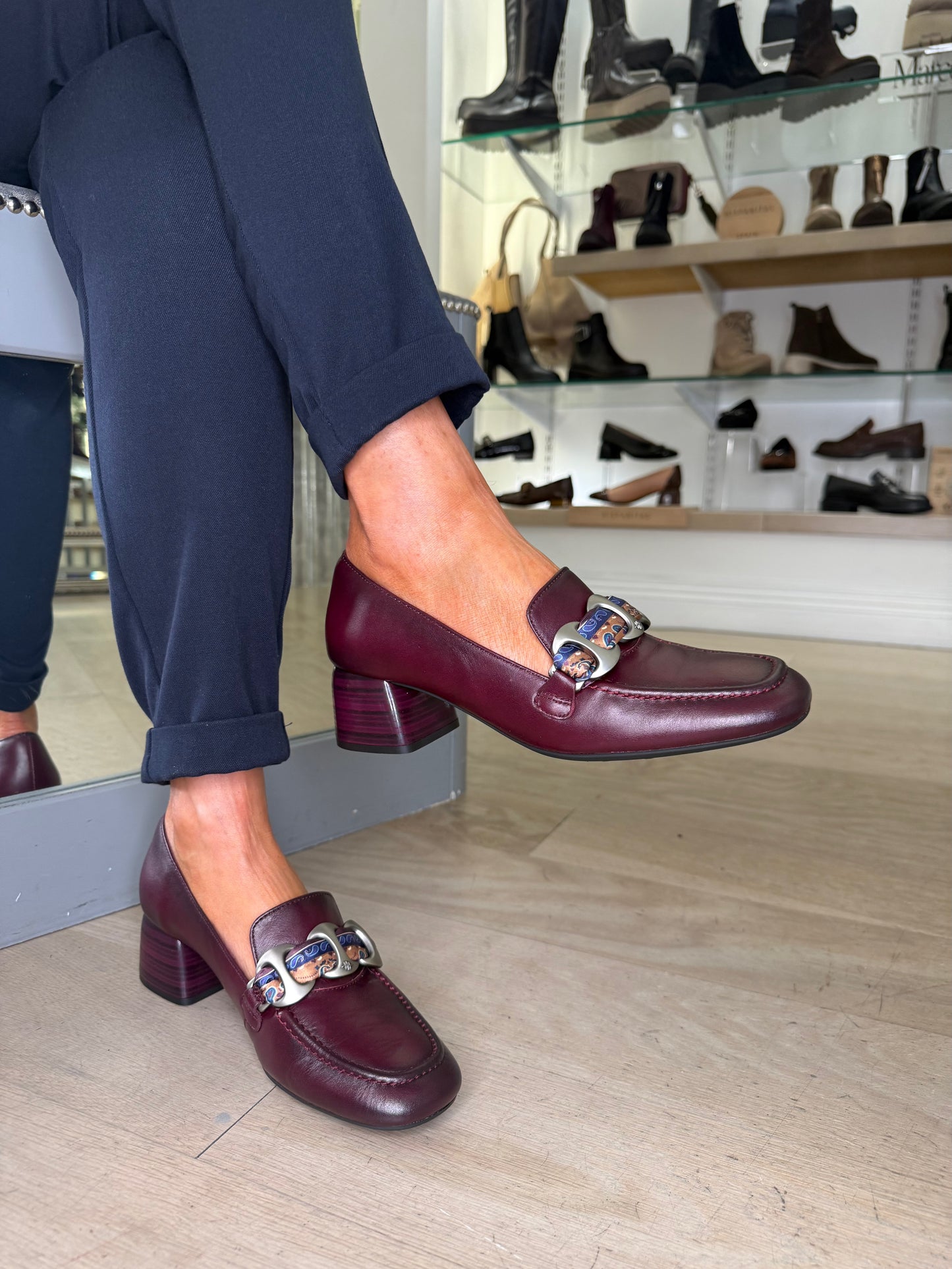Hispanitas - Rich Bordo Leather Block Heel Shoe