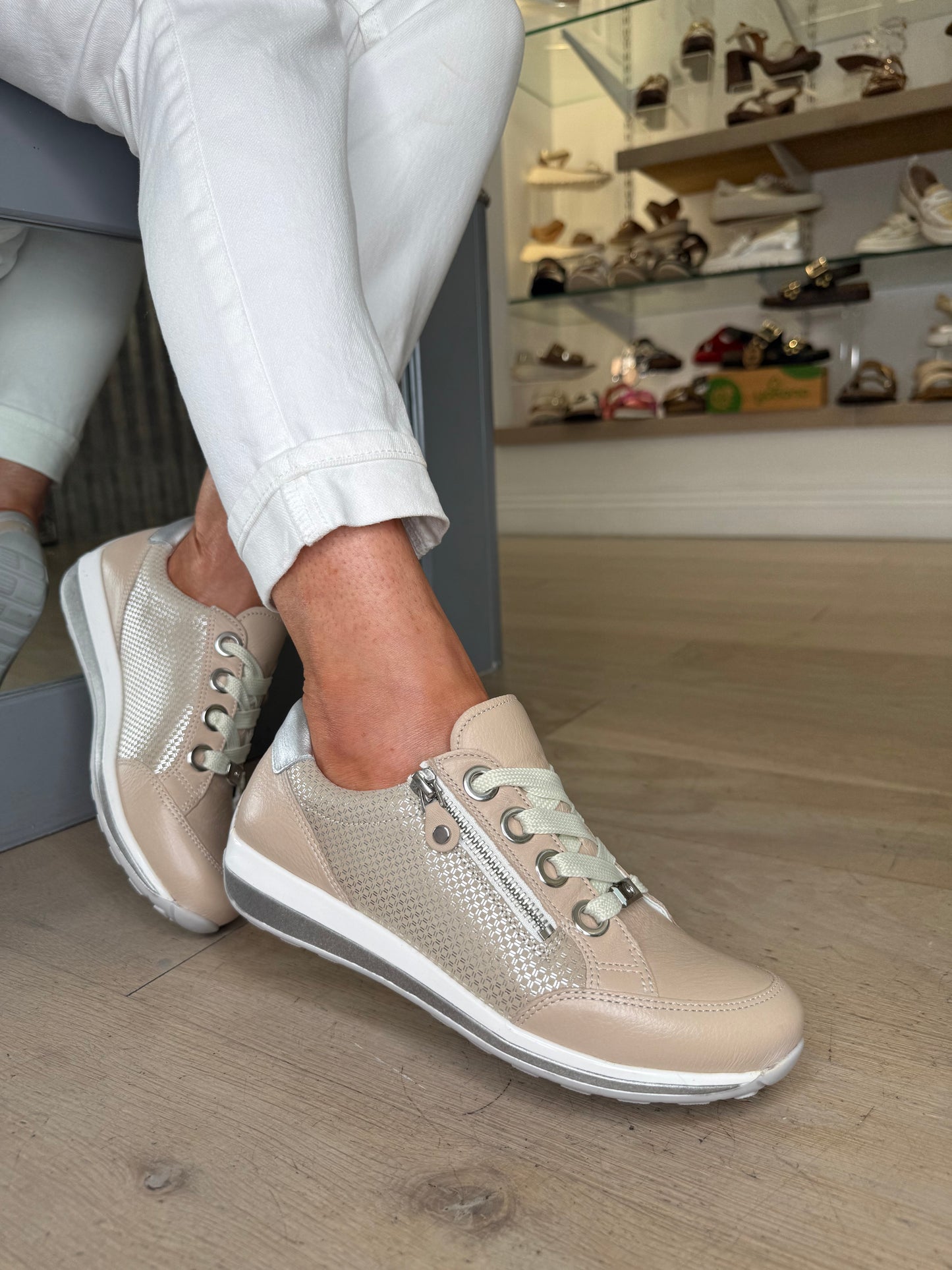 Ara - Osaka Beige/ Silver Trainer With Side Zip