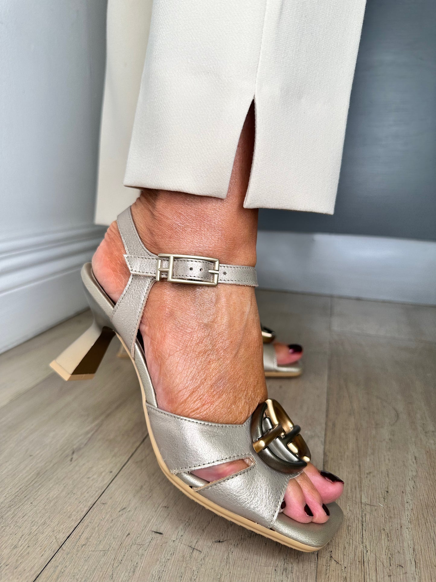 Hispanitas - Champagne Gold Staggered Heel Sandal