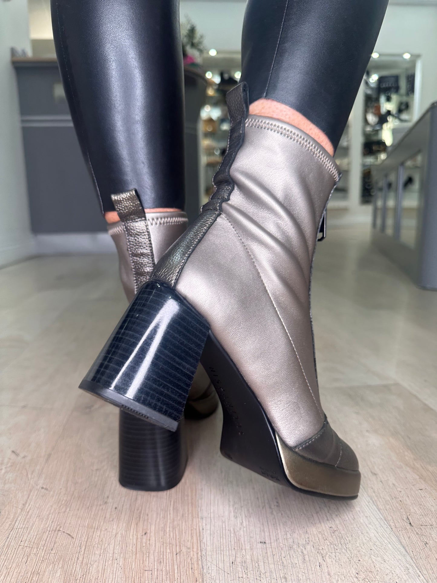 Hispanitas - Pewter Block Heel Boot