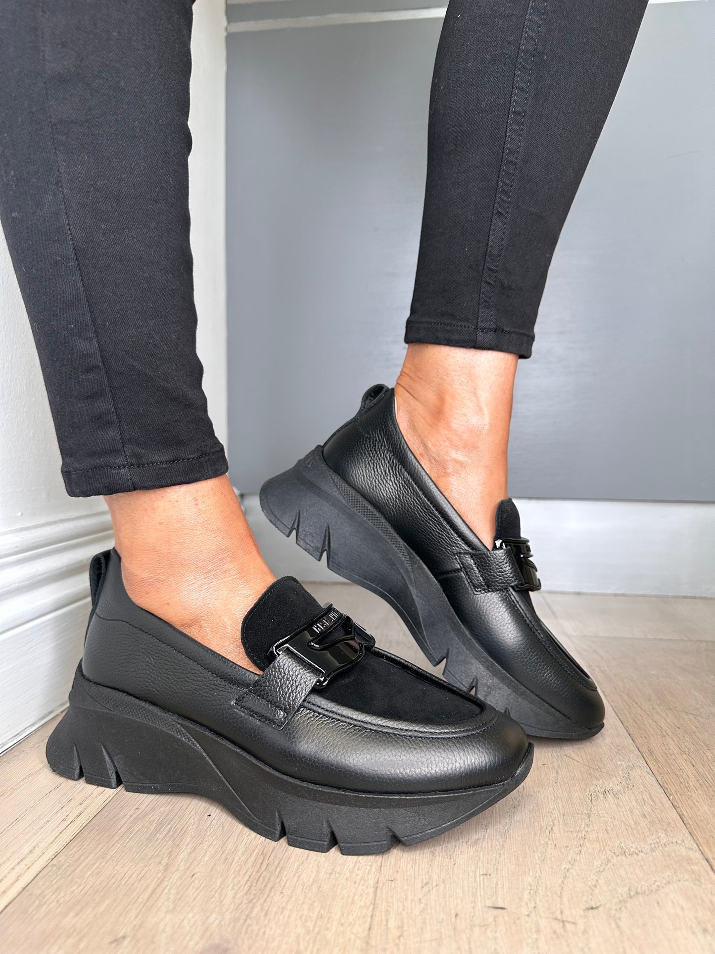 Hispanitas - Black Leather & Suede Mix Sporty Slip On Shoe