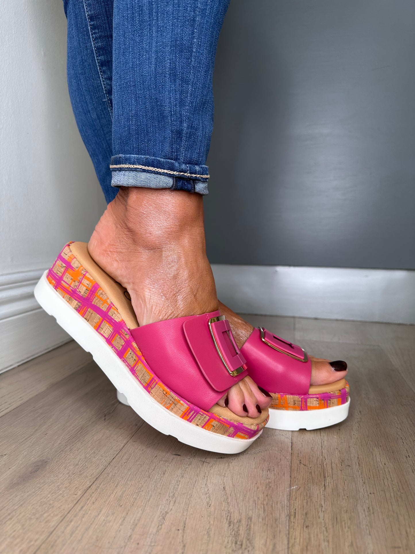 Repo -Pink Leather Slider With Patterned Wedge Sole