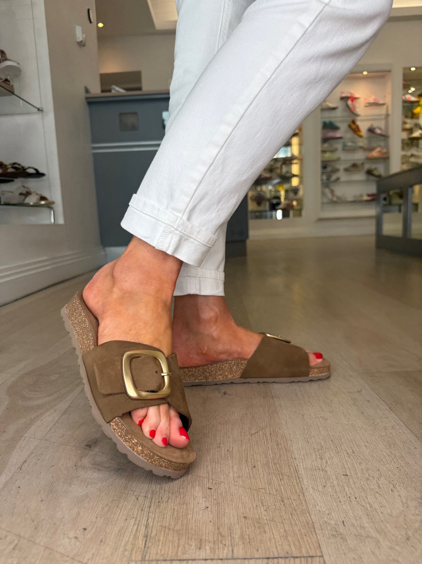 Yokono - Mocha Brown Slider With Antique Gold Buckle Trim