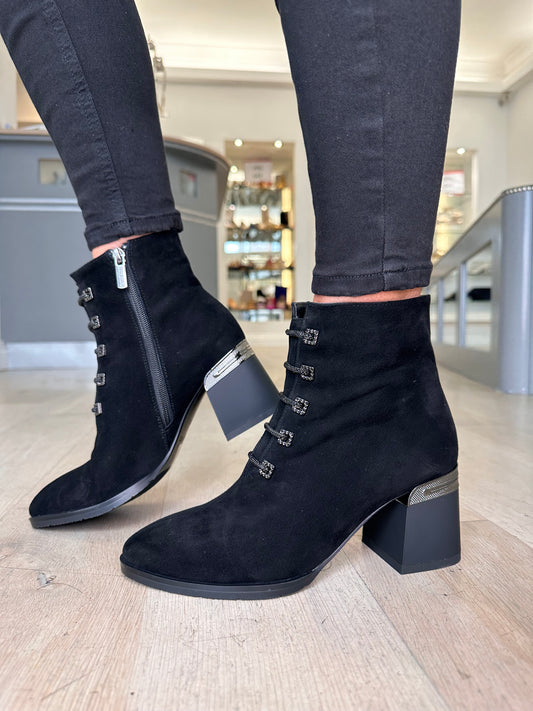 Loretta Vitale - Black Suede Lace Up Boot With Block Heel