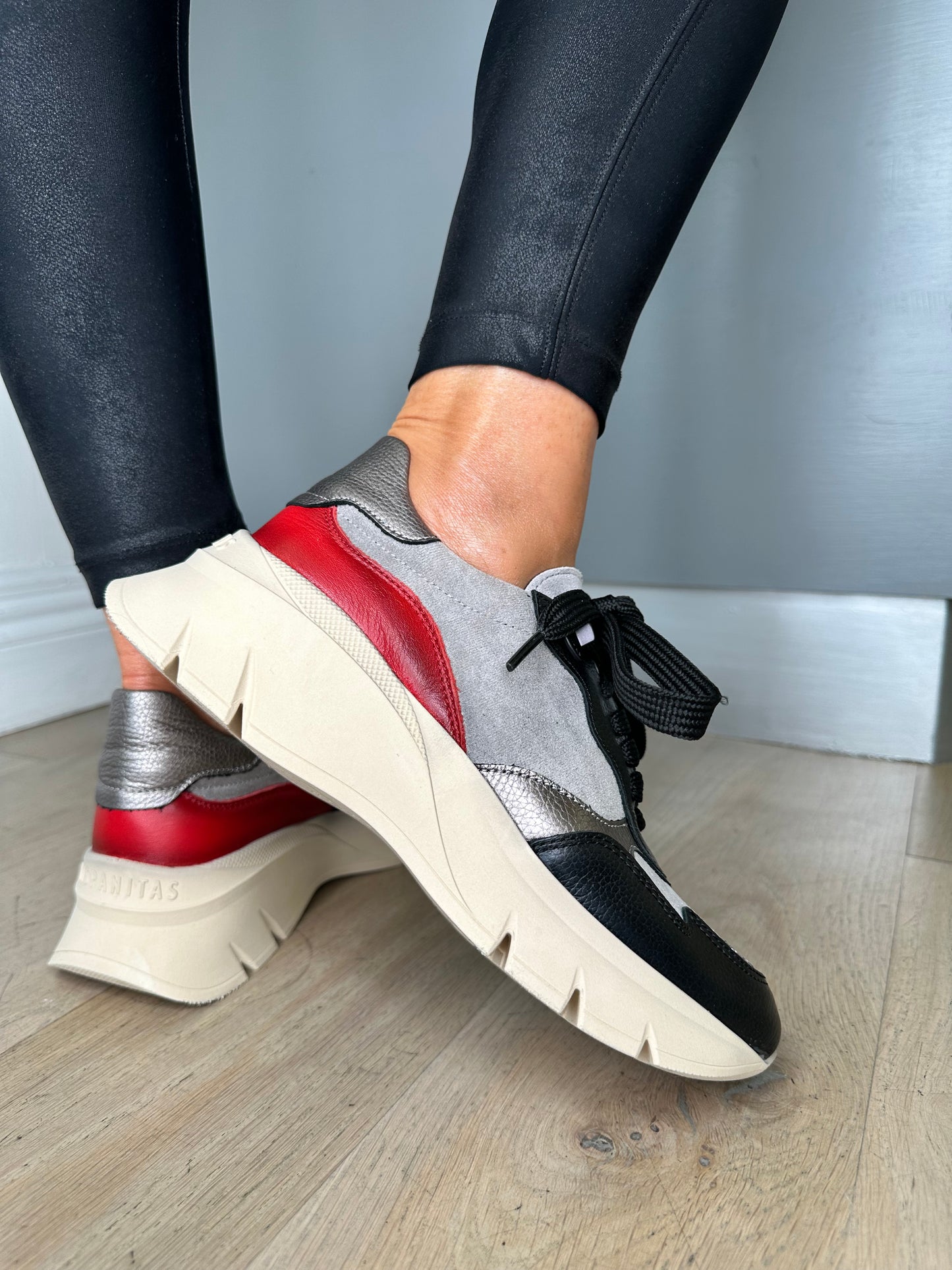 Hispanitas - Helsinki Black/Grey Lace Up Trainer With A Red Trim