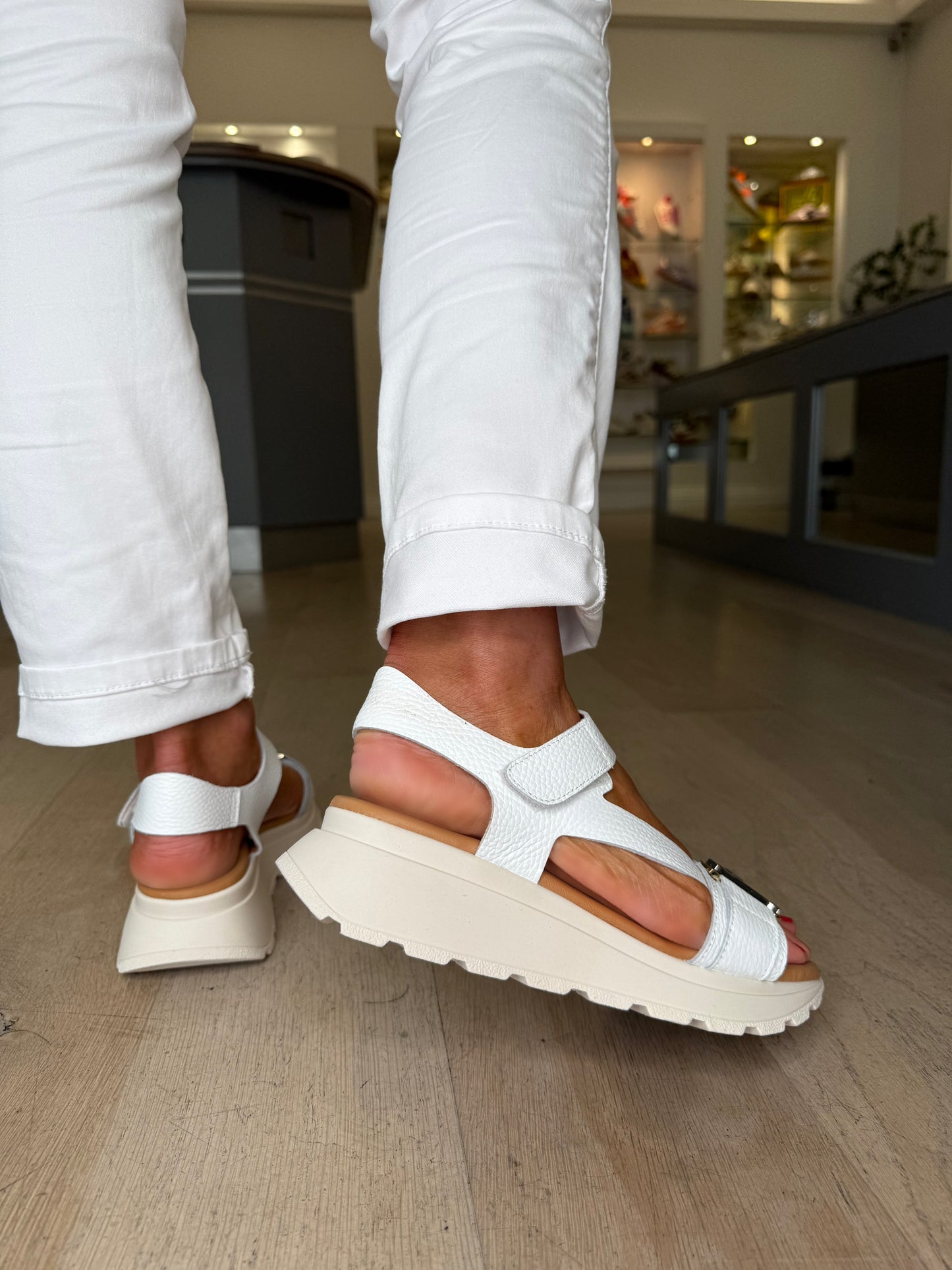 Oh My Sandals - White Leather Sporty Sole Sandal With Silver/Gold Trim