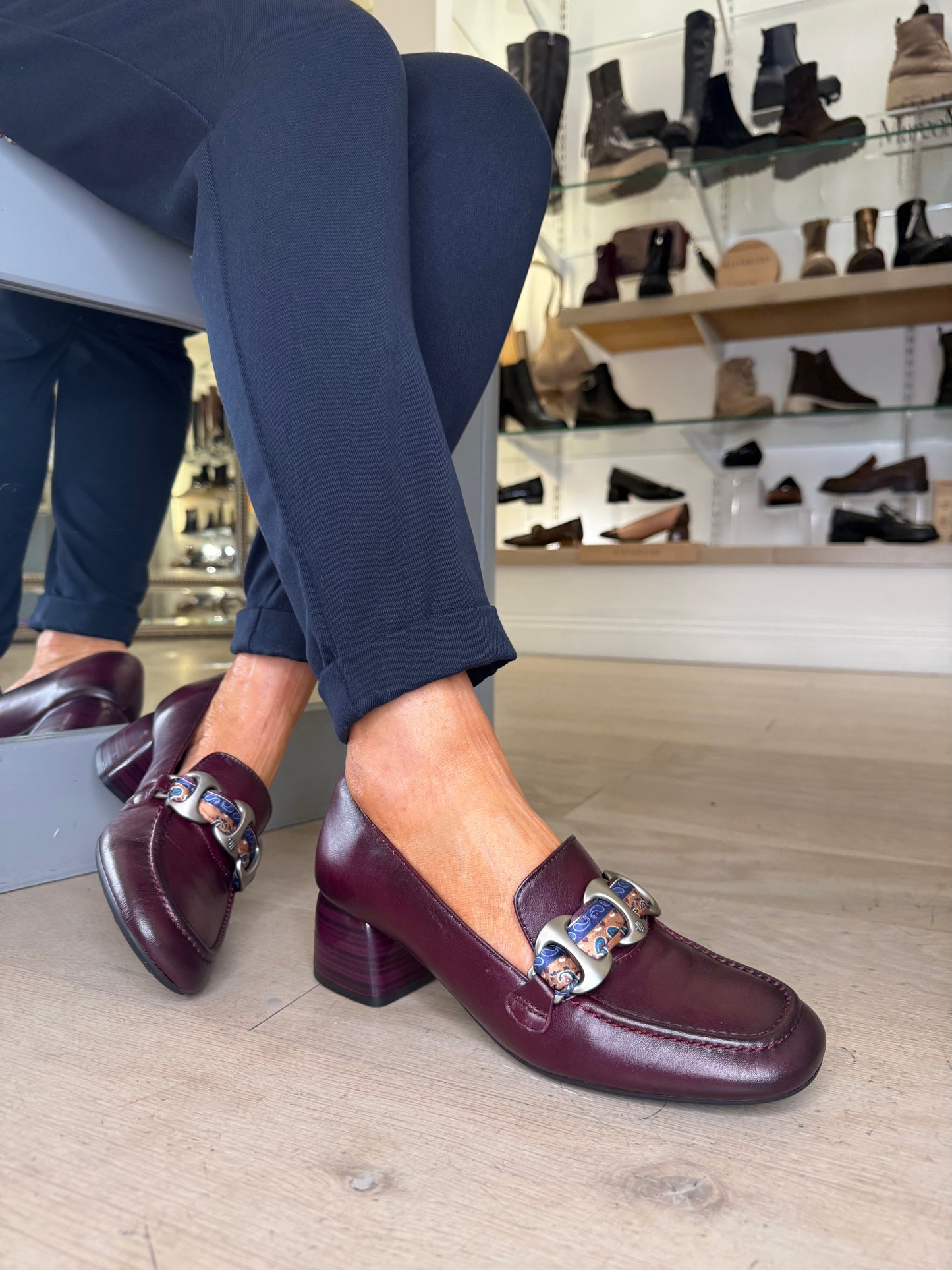 Hispanitas - Rich Bordo Leather Block Heel Shoe