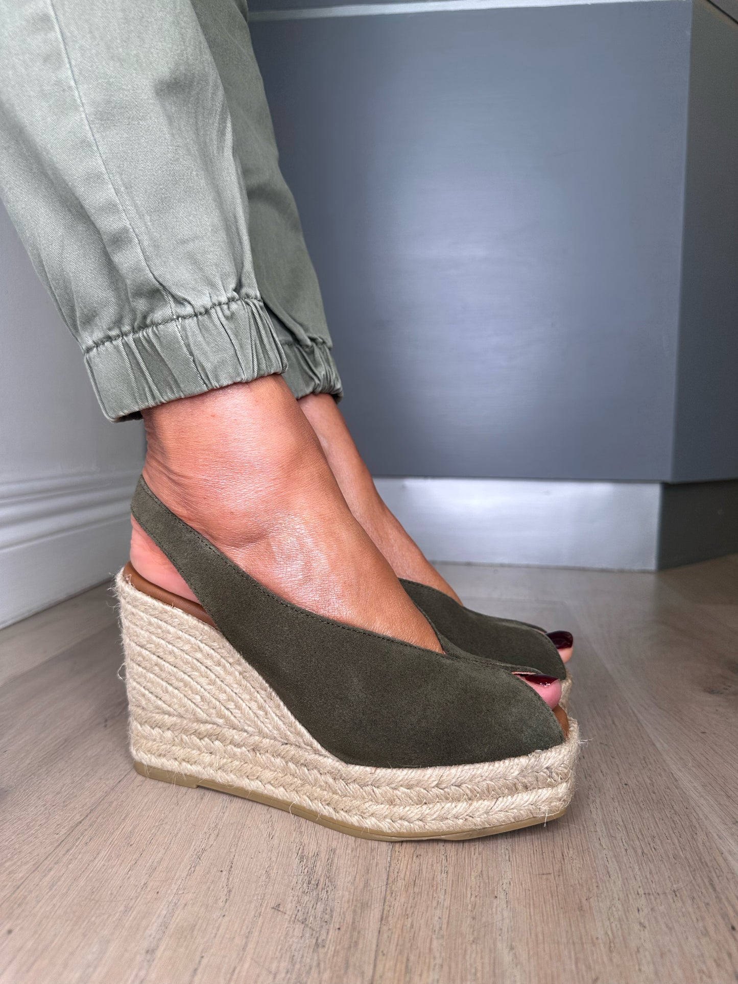 Viguera - Military Green Suede Peep Toe Wedge