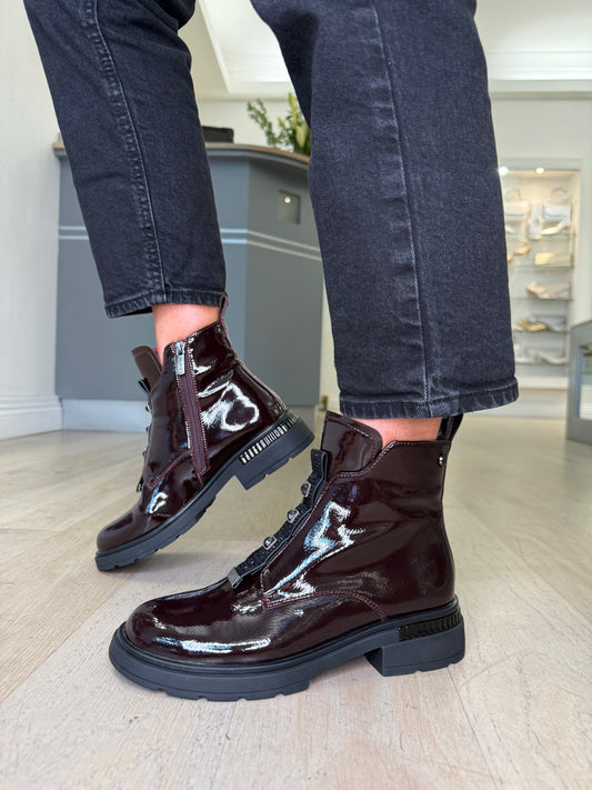 Loretta Vitale - Rich Bordo Flexy Patent Biker Style Boot