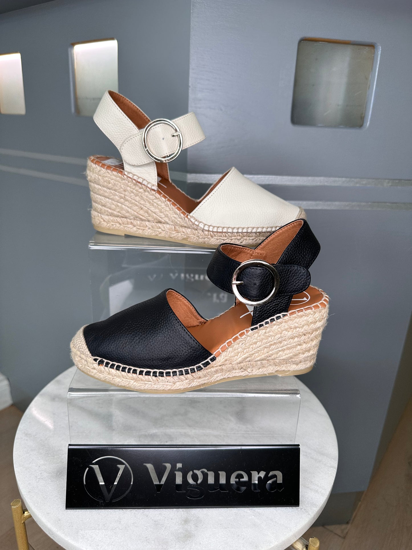 Viguera - Black Leather Closed Toe Espadrille Wedge