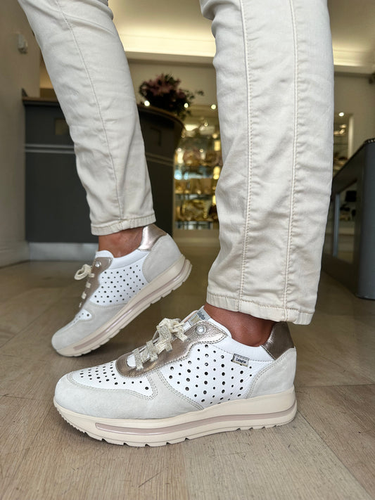 Callaghan - Beige Suede / White Leather Bronze Trim Trainer
