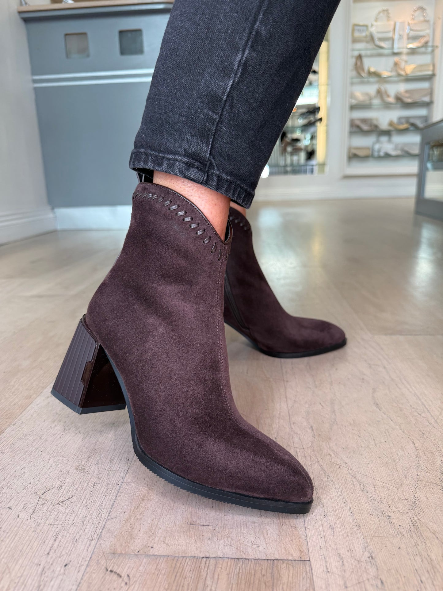 Loretta Vitale - Chocolate Brown Suede Western Style Block Heel Boot