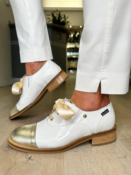 Marco Moreo - White Flexy Patent Leather Brogue With Satin Lace & Gold Trim