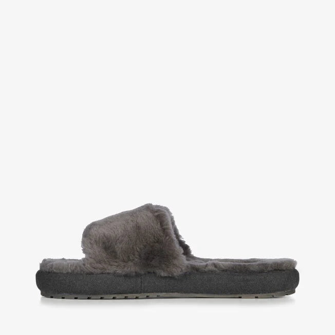 Emu Australia - Mckay Slider Slipper in Charcoal