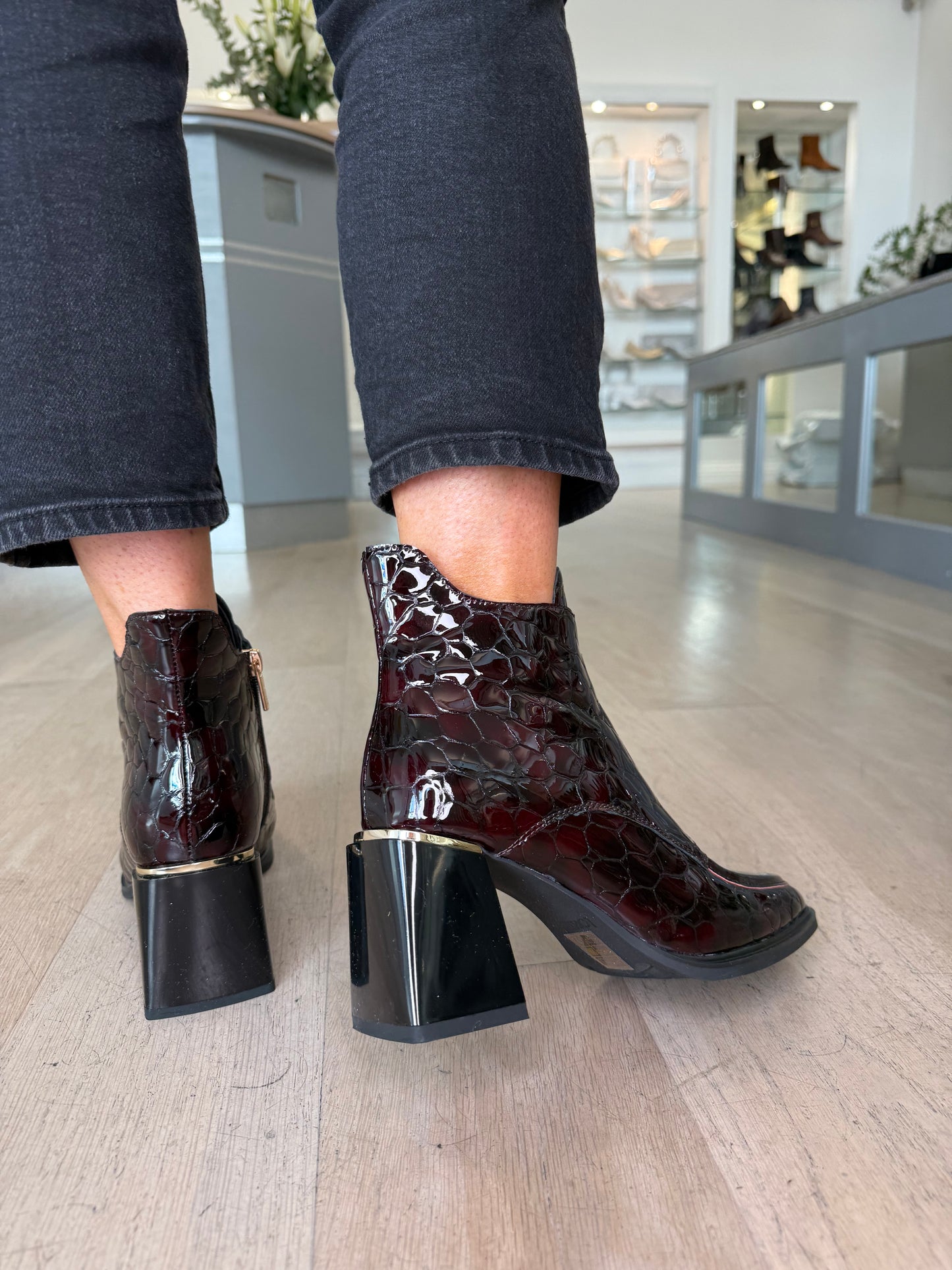 Loretta Vitale -Bordo/ Black Croc Patent Square Toe Block Heel Boot