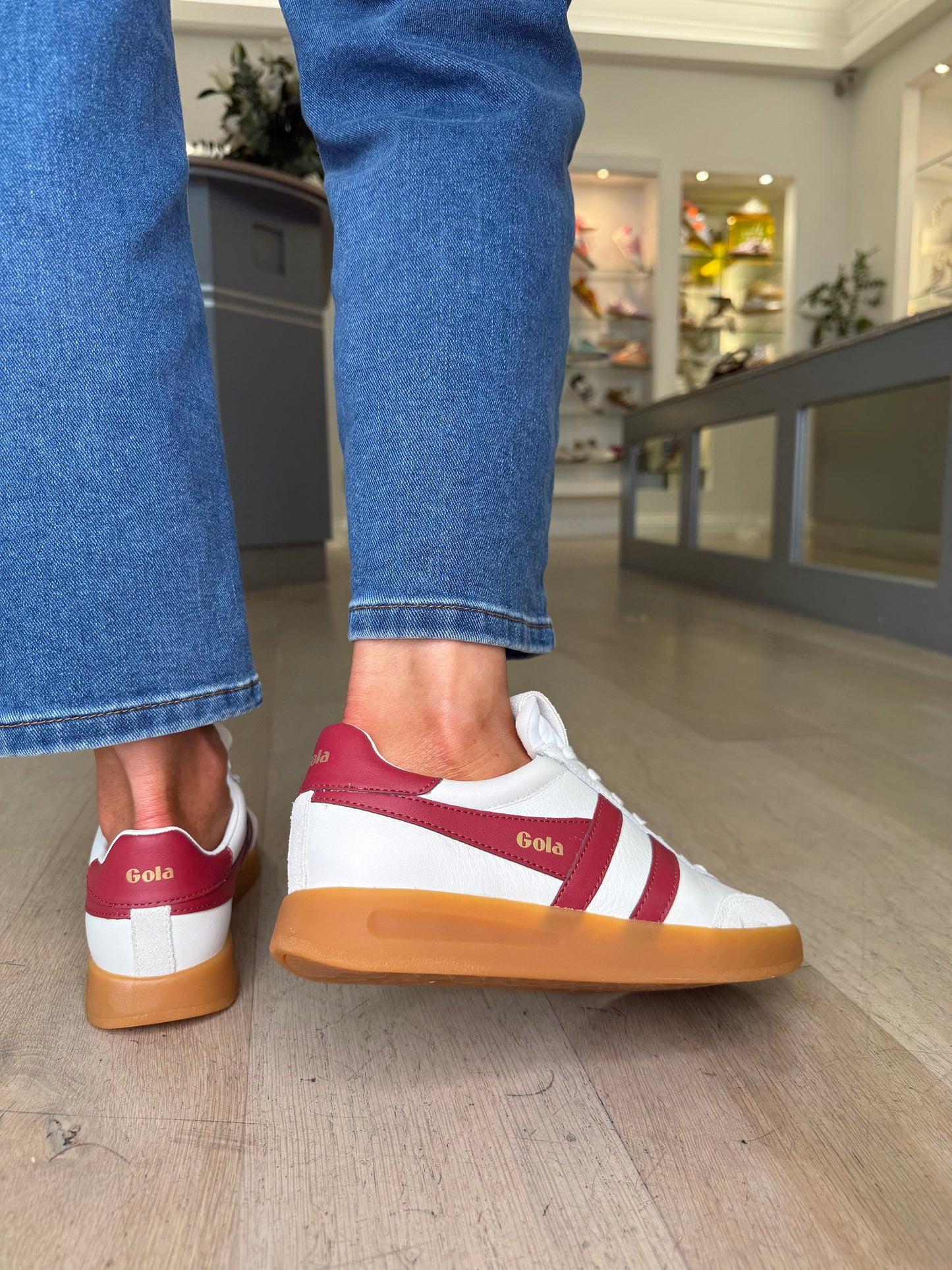 Gola - Cyclone White Trainer With Red Trim & Gum Sole