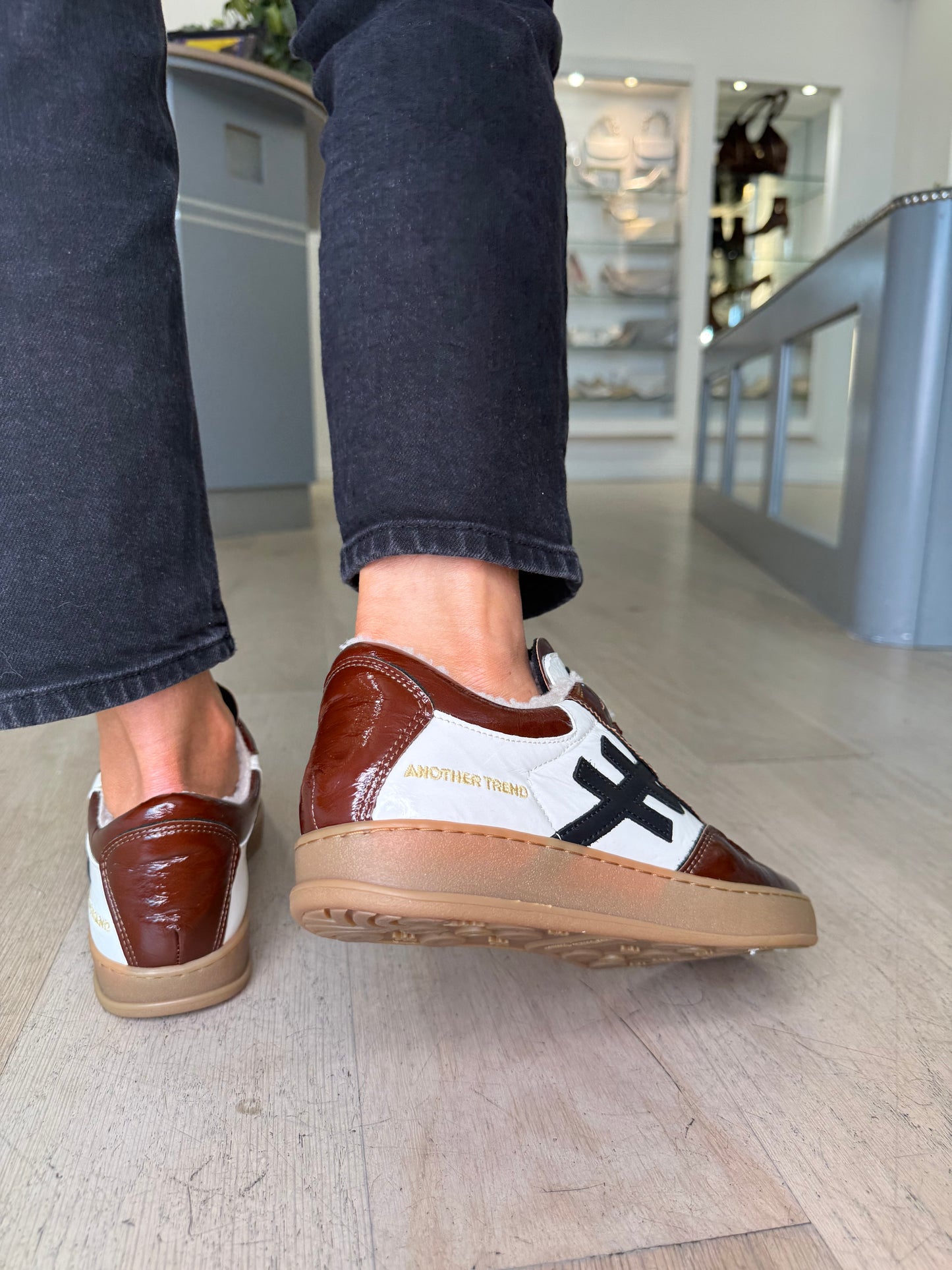 Another Trend - Brown & White Flexy Patent Leather Trainer With Wollen Lining
