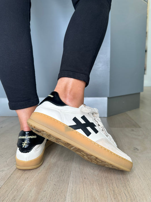 Another Trend (Alpe) - Off White & Beige Suede / Black Trim Trainer