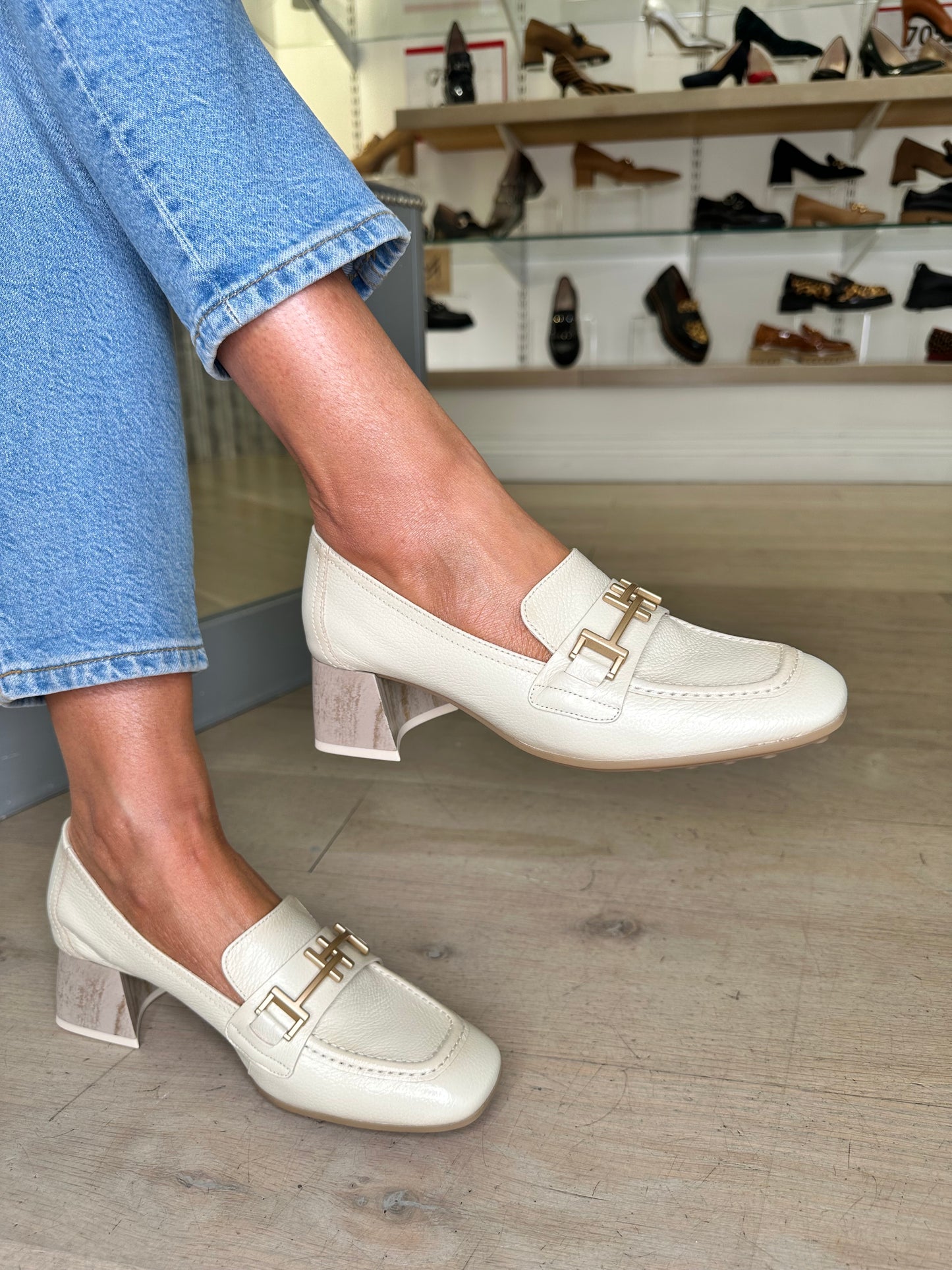 Hispanitas - Rich Cream Leather Loafer With Medium Heel