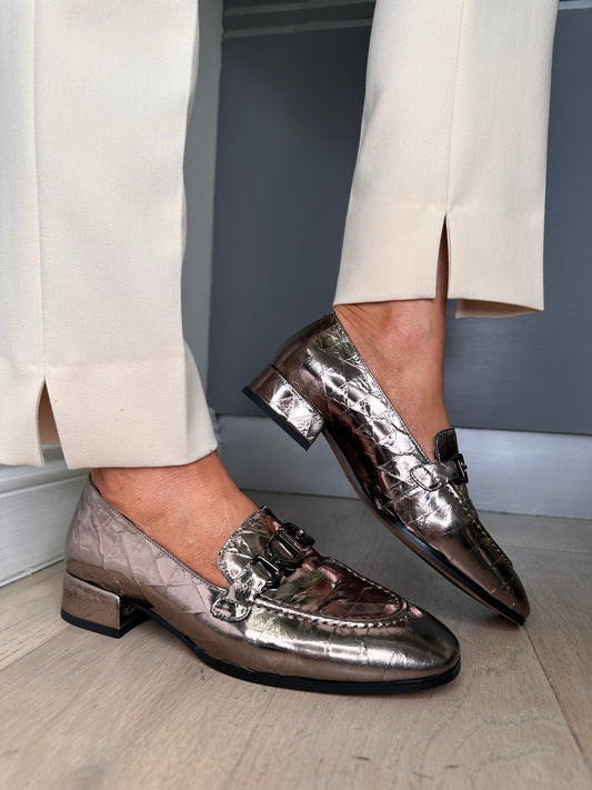 Loretta Vitale - Gunmetal Bronze Loafer