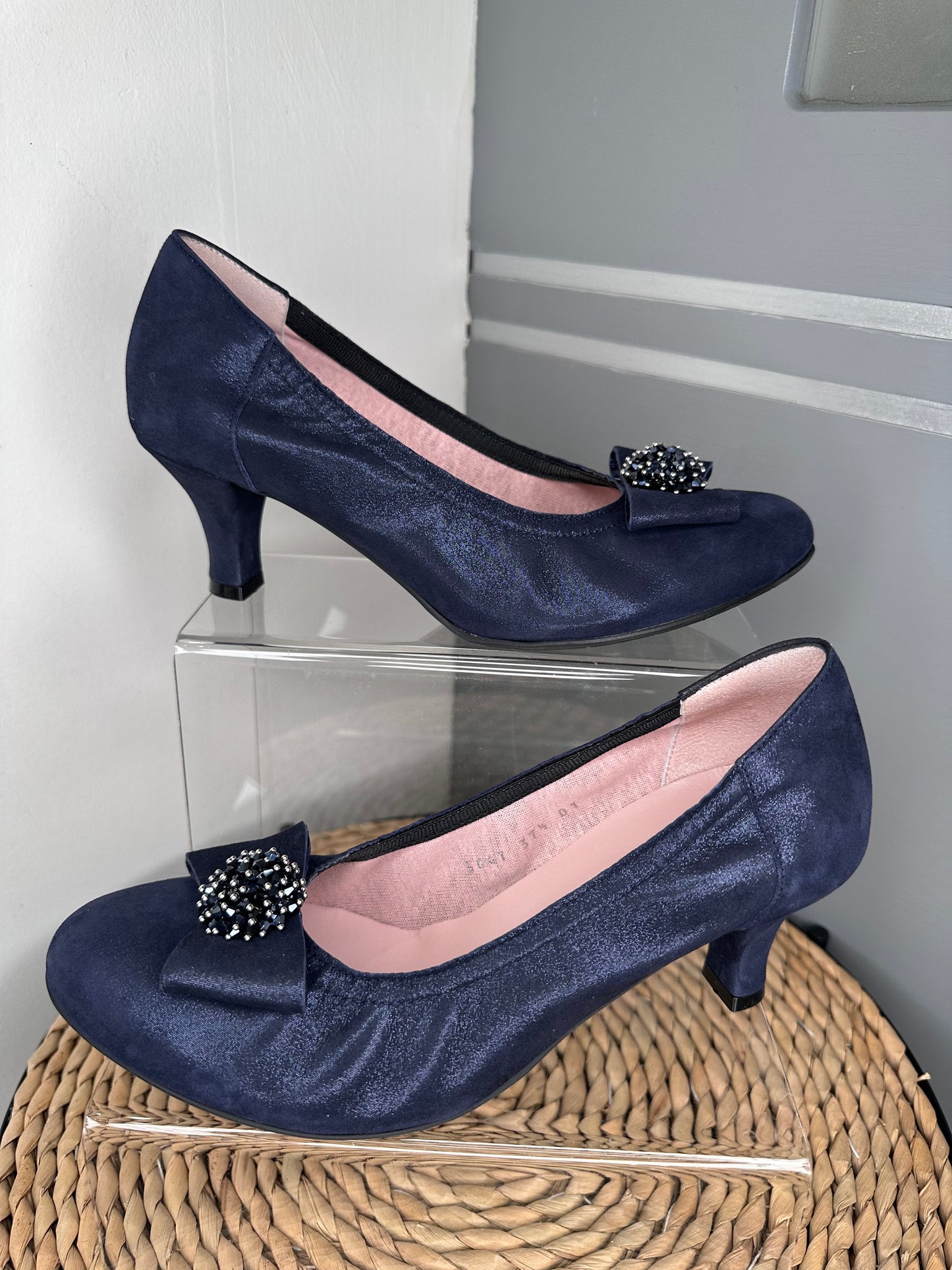 Le Babe –Navy Simmer Round Toe Kitten Heel Shoe