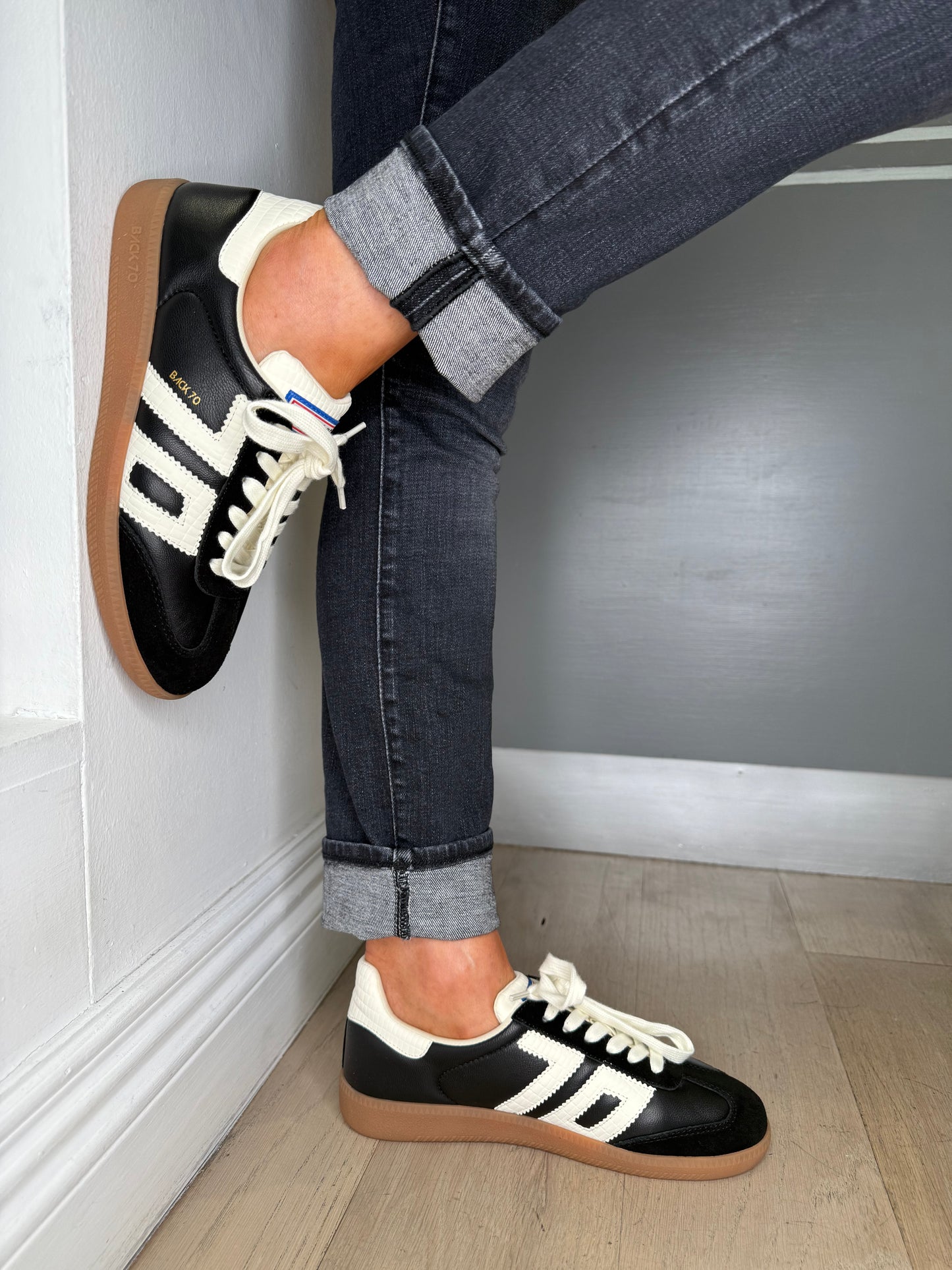 Back 70 - Cloud Black Suede & Leather mix Trainer