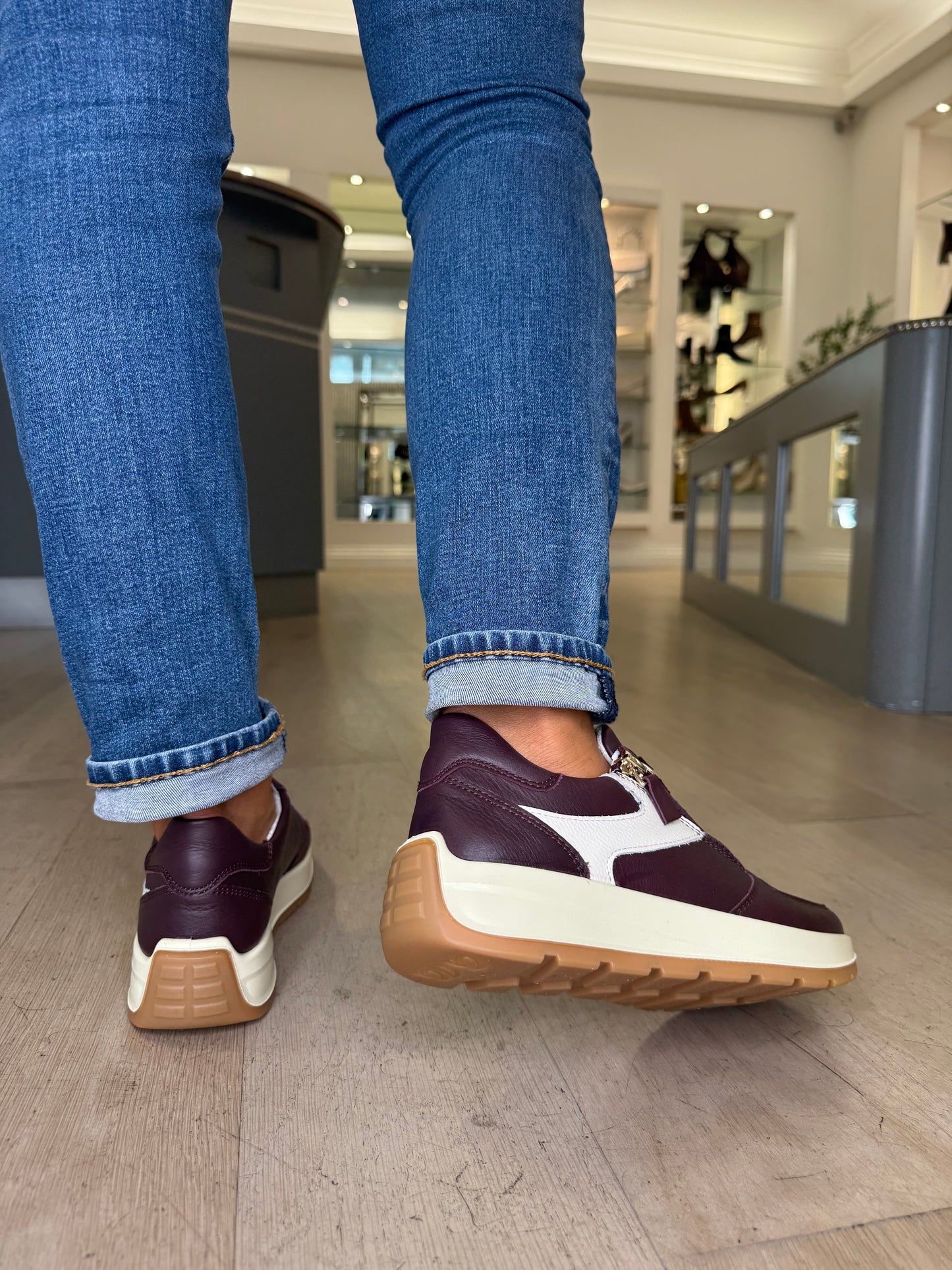 Ara - New York Merlot Leather Side Zip Trainer With White Trim & Cream Sole