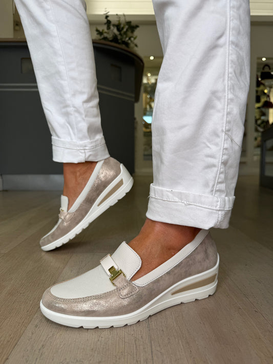 Ara - Cream Slip On Wedge Shoe With Gold Shimmer Trim