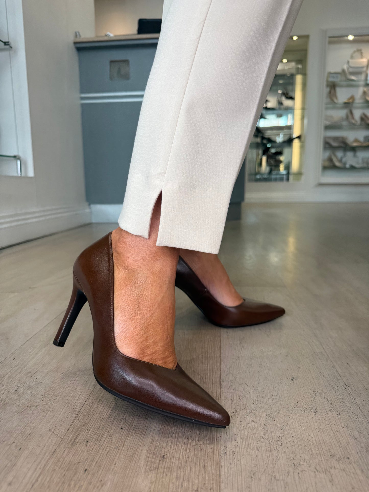Lodi - Tobacco Brown Nappa Leather Classic Court Shoe