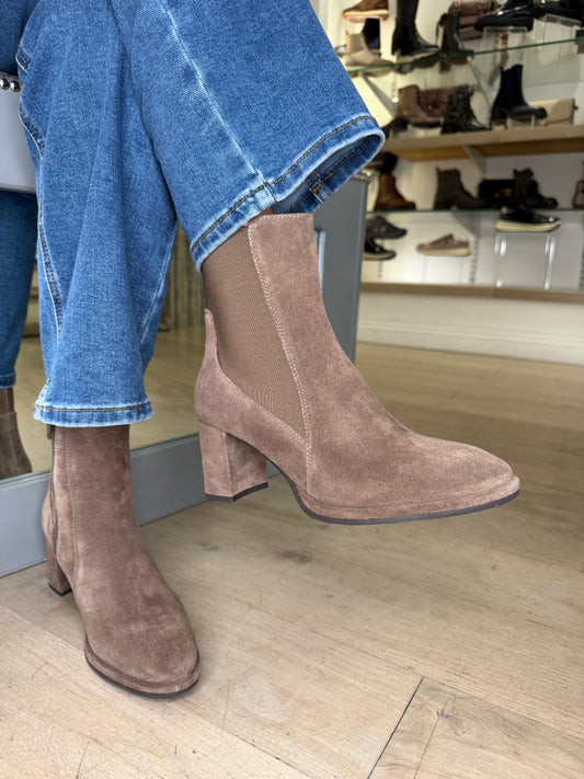 Unisa - Taupe Suede Round Toe Block Heel Boot