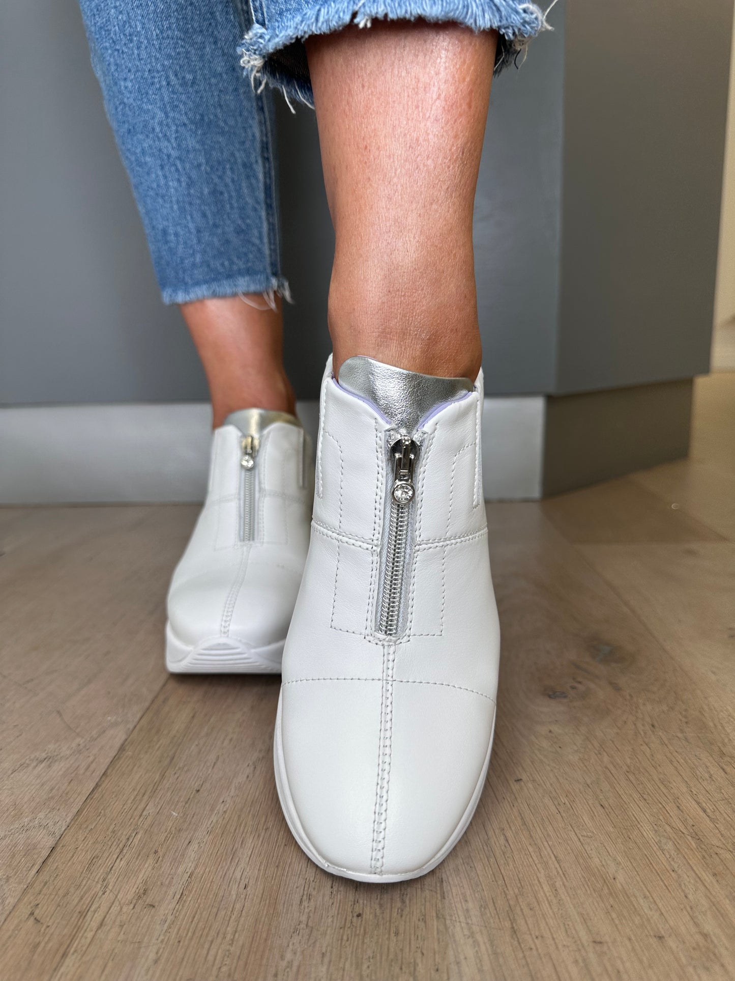 Marco Moreo - Marlies White Zip Up Shoe With A Wedge Sole And Soft Gold/Silver Trim