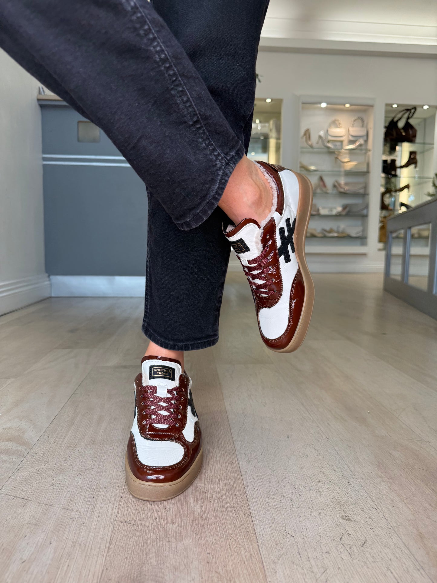Another Trend - Brown & White Flexy Patent Leather Trainer With Wollen Lining