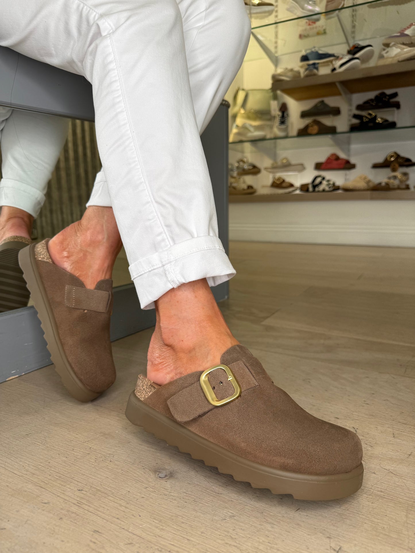 Yokono - Rich Mocha Brown Mule Clog With Matt Gold Buckle Trim