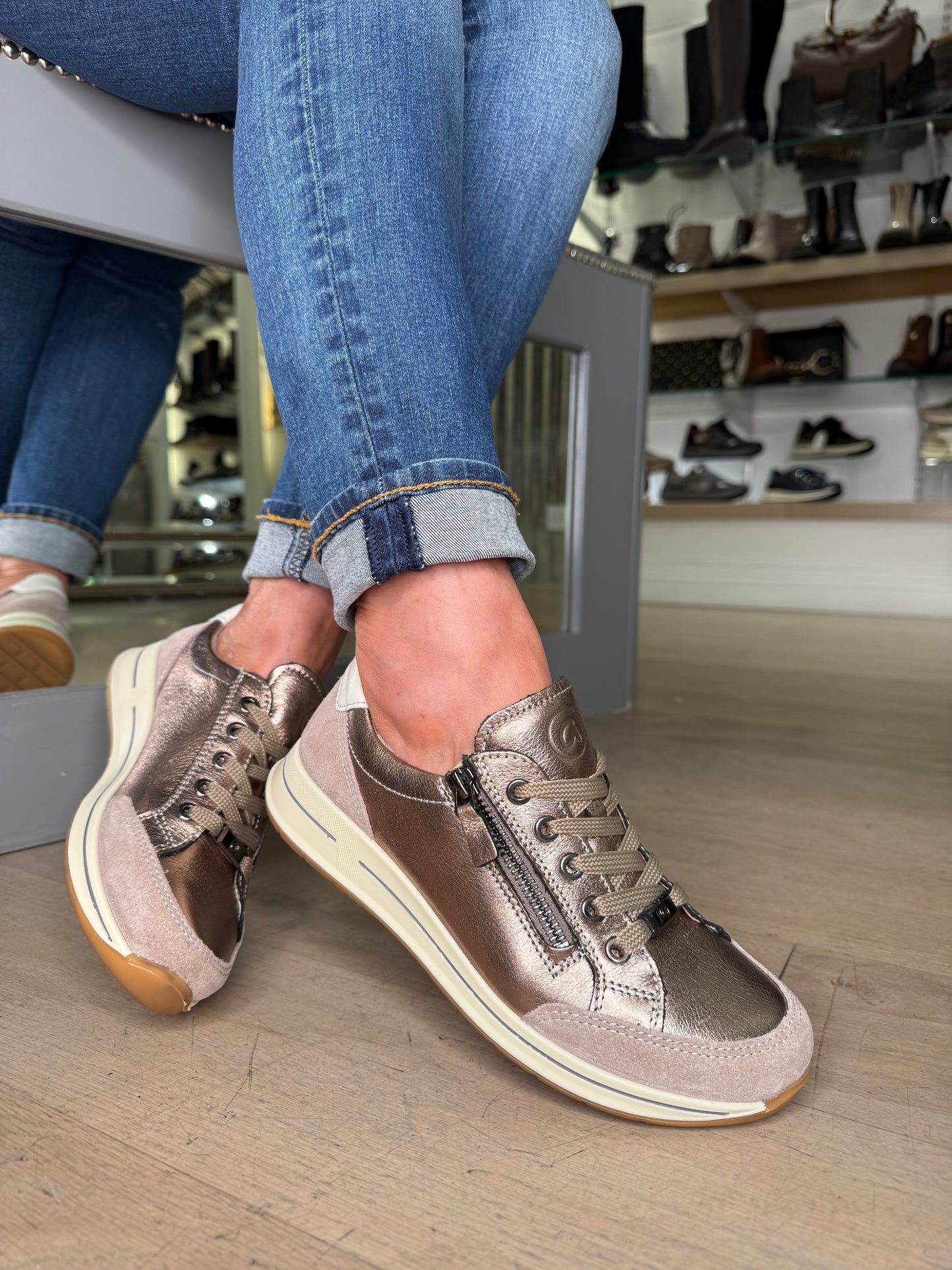 Ara -Soft Bronze/ Beige Suede Suede Side Zip Trainer