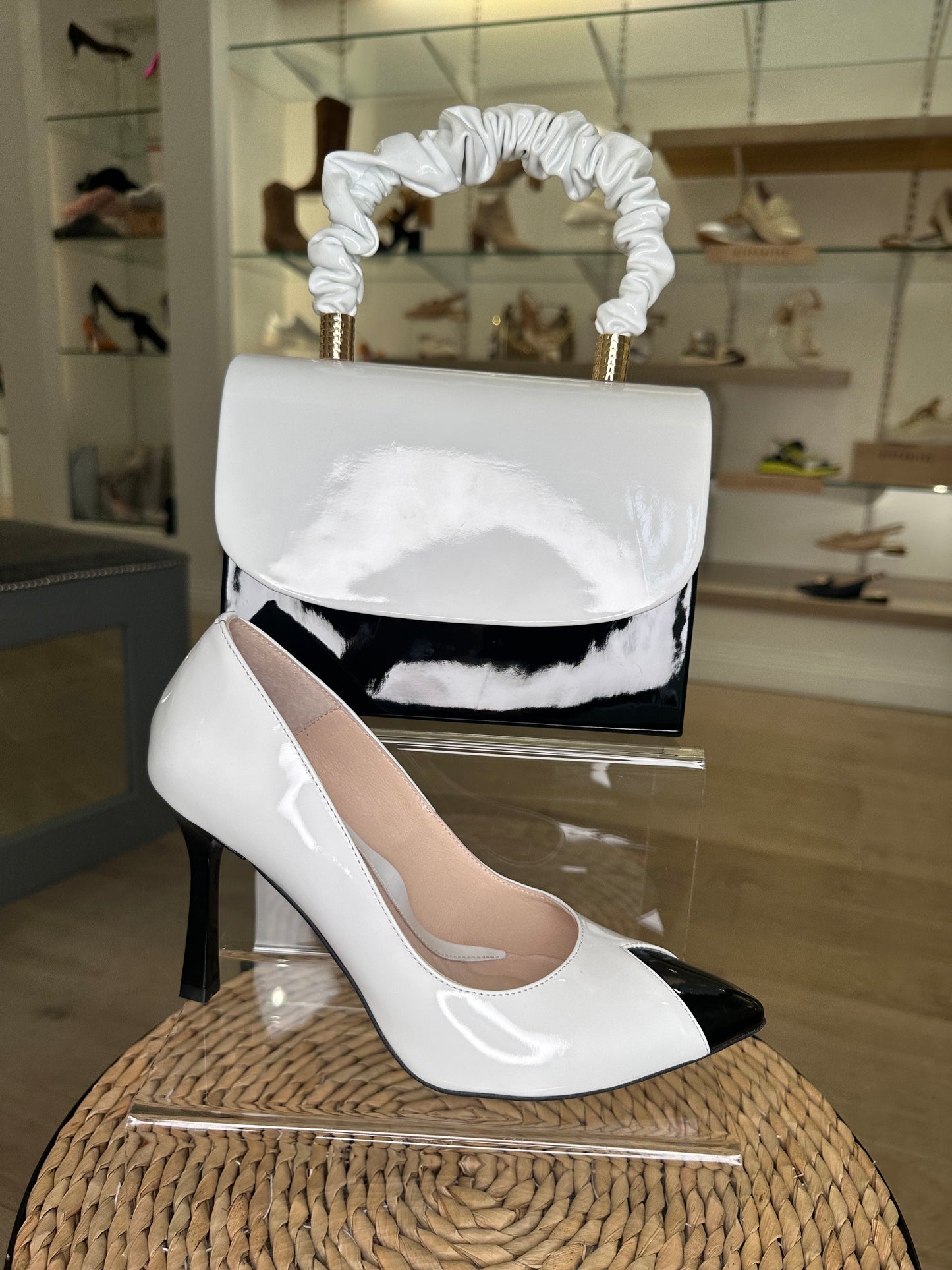 Emis -White/Black Patent Pointy Toe Court Shoe