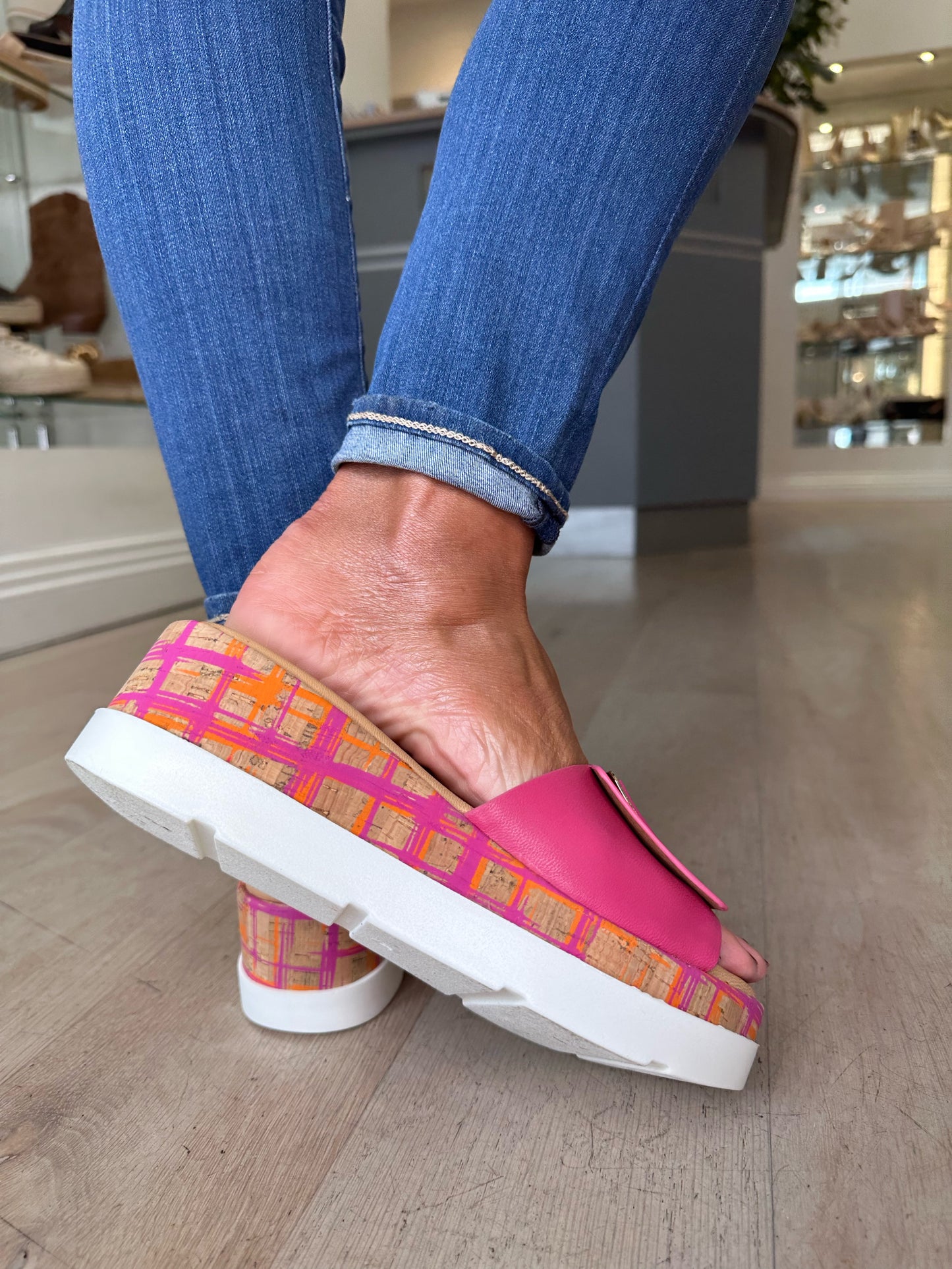 Repo -Pink Leather Slider With Patterned Wedge Sole