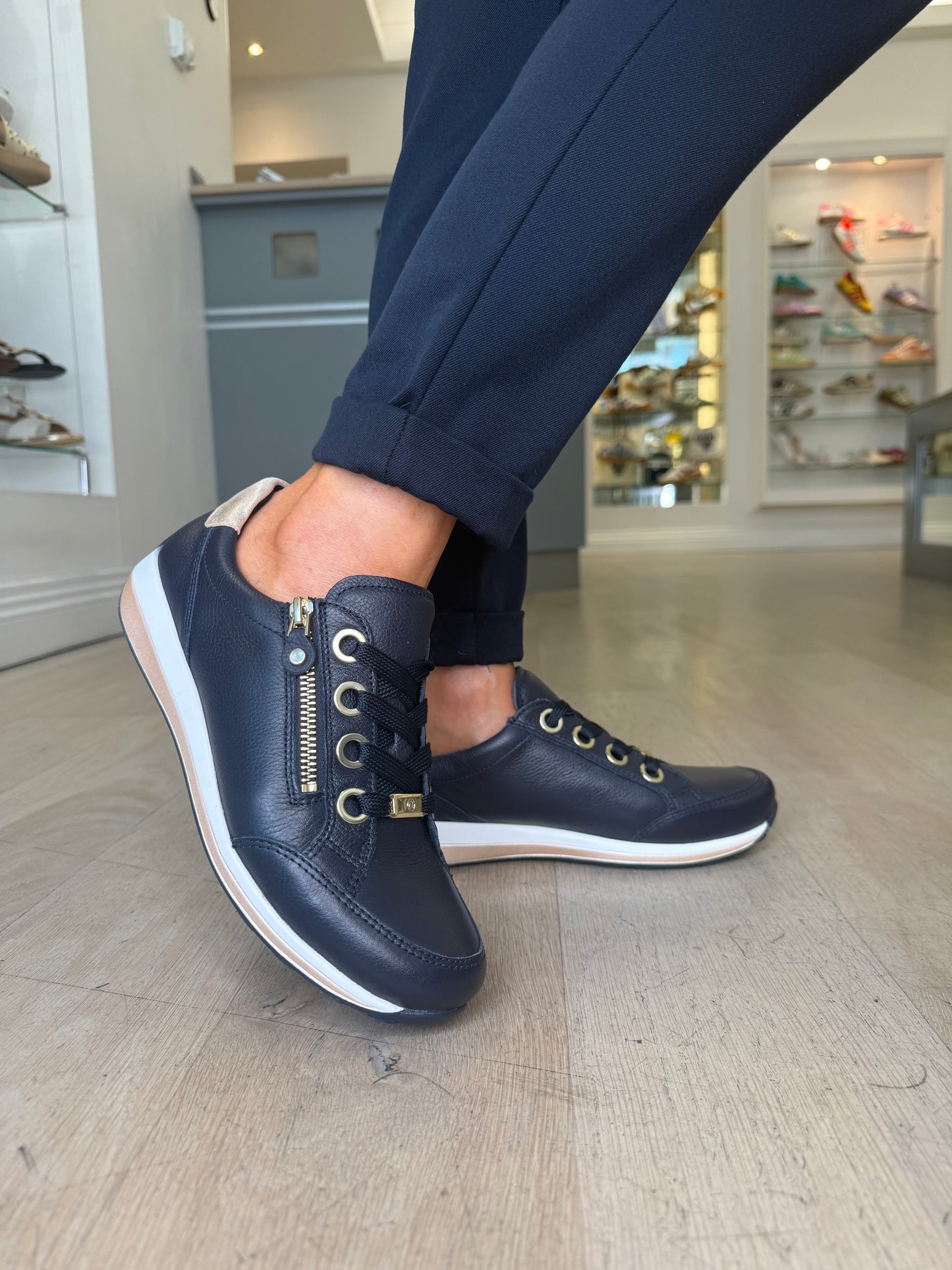 Ara - Osaka Navy Trainer With Side Zip