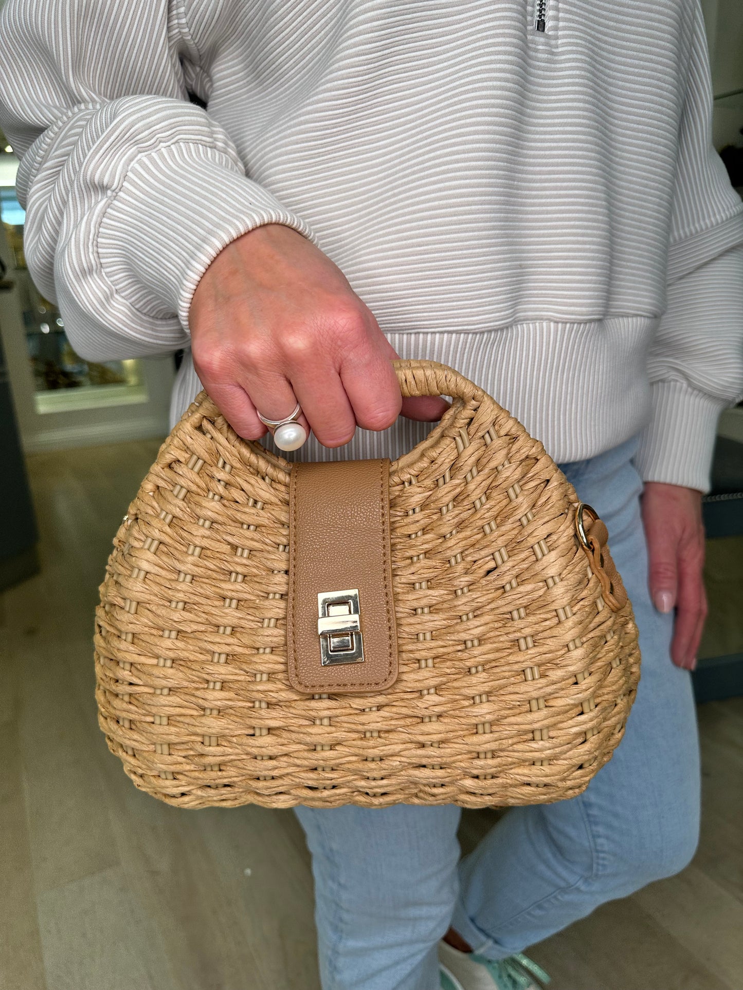 Gaimo -Tan Basket Weave Bag