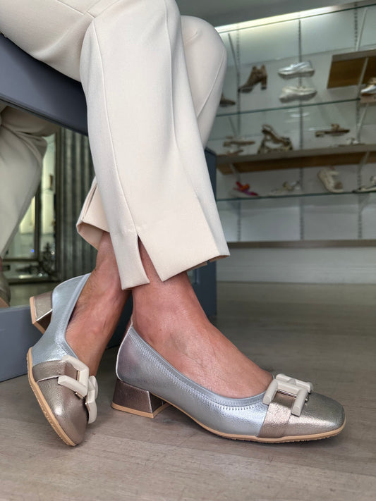 Hispanitas - Metallic Two-Tone Soft Bronze/Silver Pomp Shoe With Heel