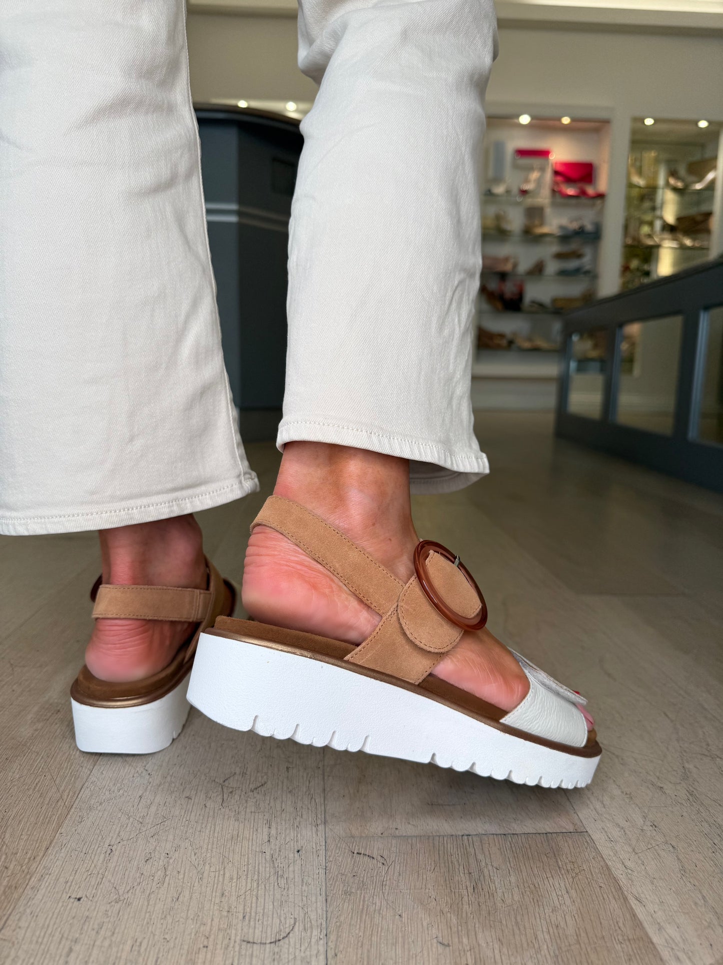 Ara - Cream Leather & Tan Suede Velcro Straps Sandal